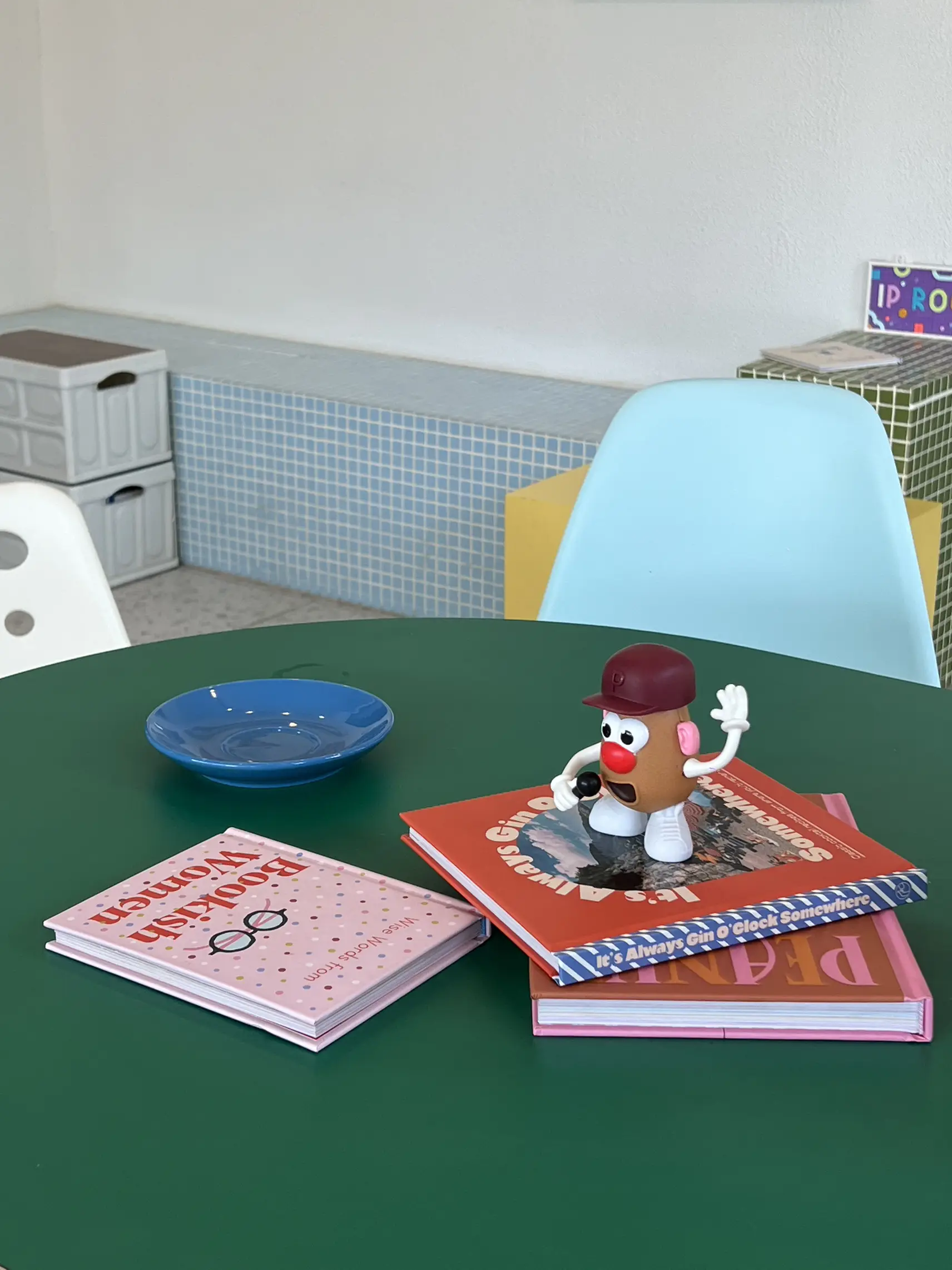 คาเฟ่เกาหลีสดใส สุดคิ้วท์ย่านสะพานควาย - IP Room 📺 | แกลเลอรีที่โพสต์ ...