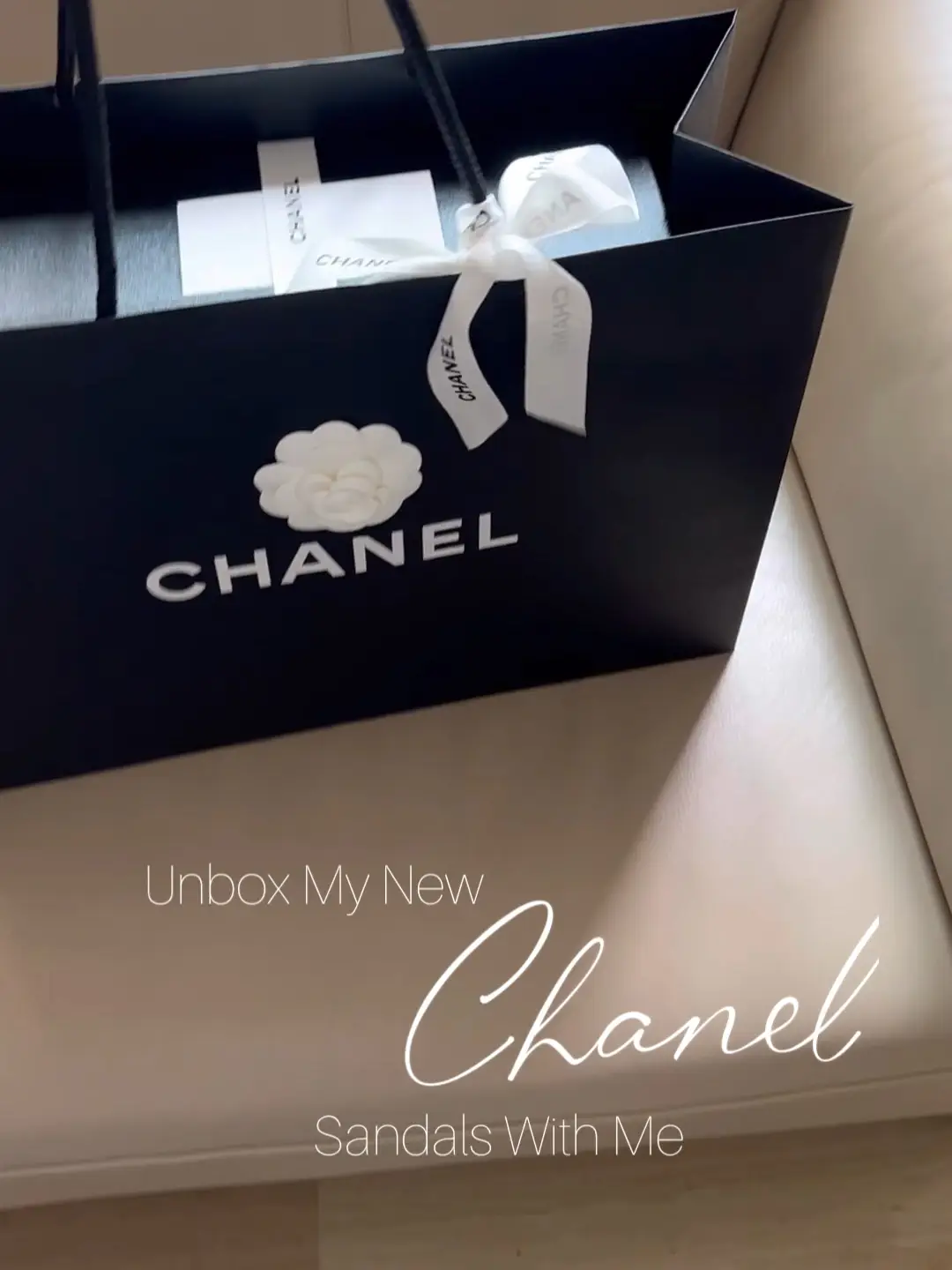 Unbox the Mini Chanel 22 bag with me! Up close with the 2023 'It' Bag of  the Season 