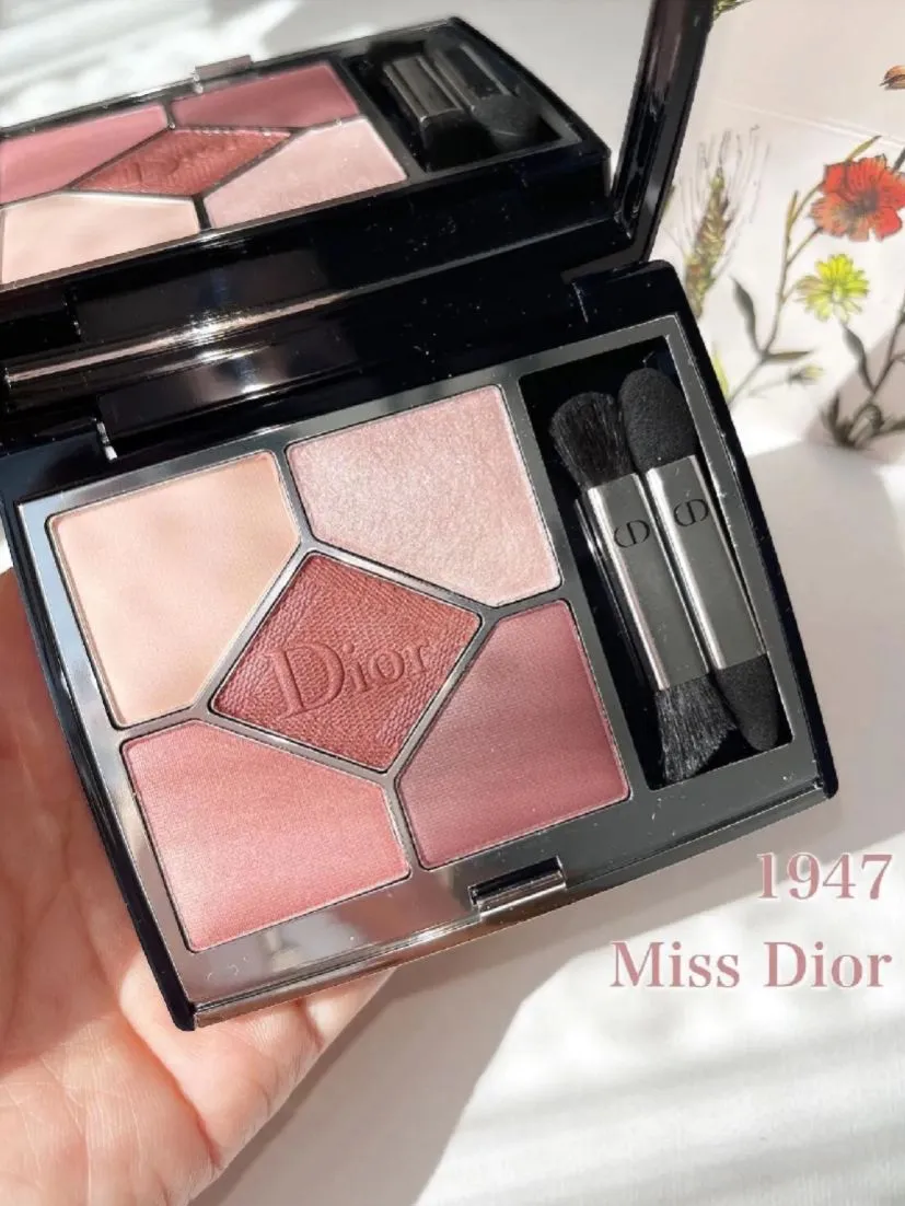 1947 Miss Dior Eyeshadow คือที่สุดของความแรร์ แกลเลอรีที่โพสต์โดย