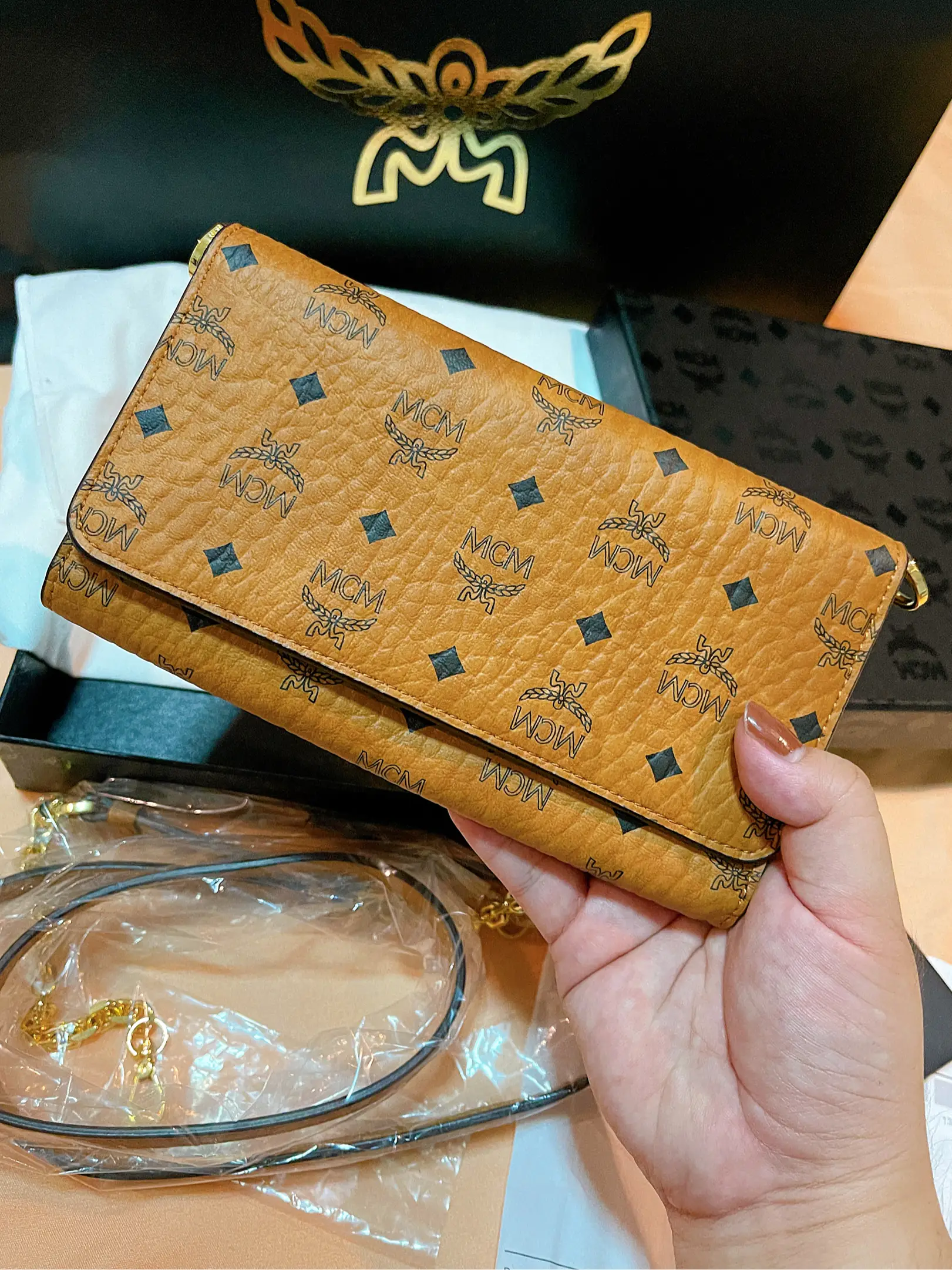 Cara mengetahui dompet MCM ORI/ASLI & review kualitas dompet MCM 