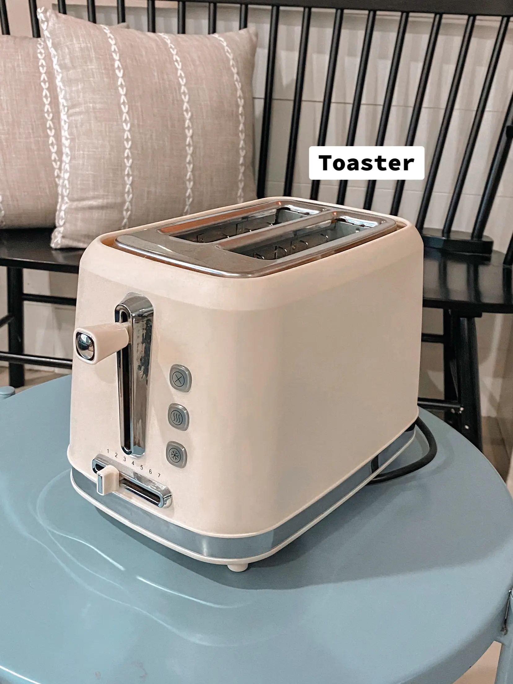 Smeg 2 Slice Toaster & 1.7L Kettle Breakfast Pack - Red – Bawas