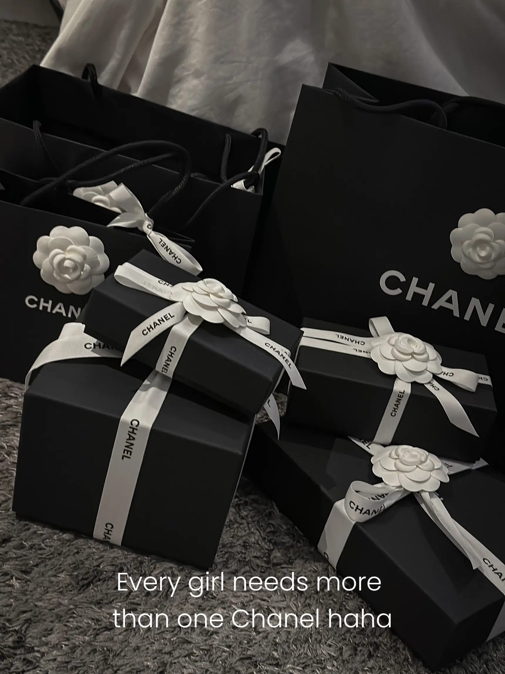 chanel bag gift box