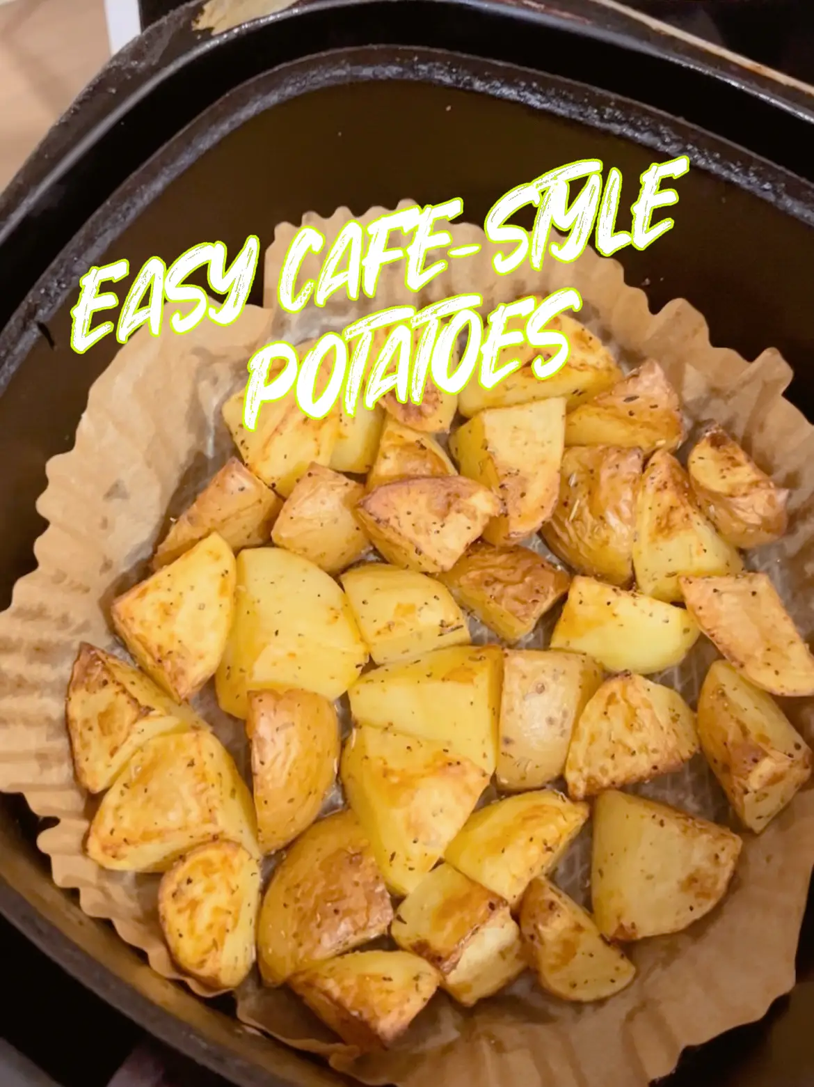 🥔🤤SIMPLE CAFE-STYLE POTATOES! 's images