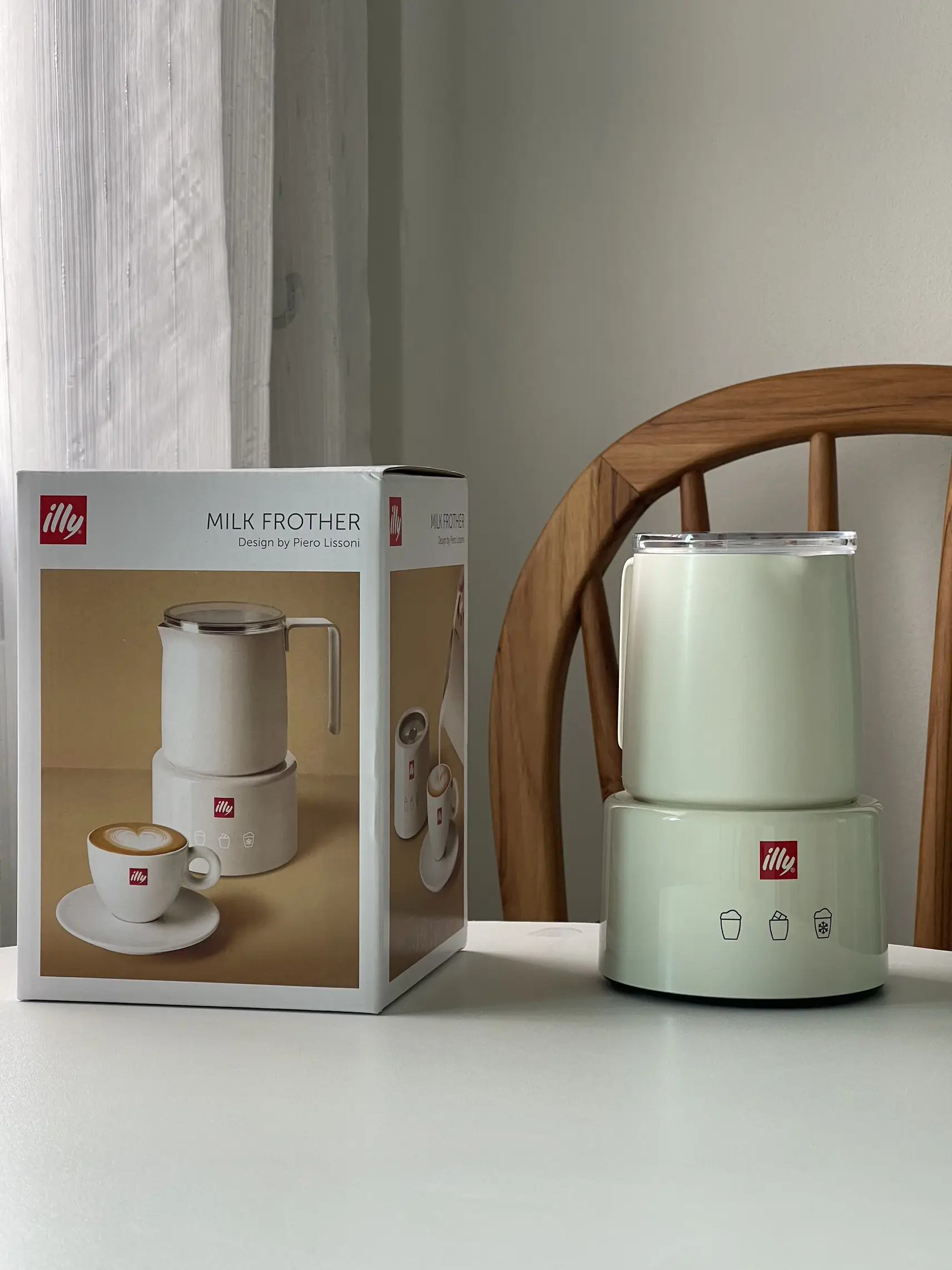 Illy · Milk Frother · Design by Piero Lissoni