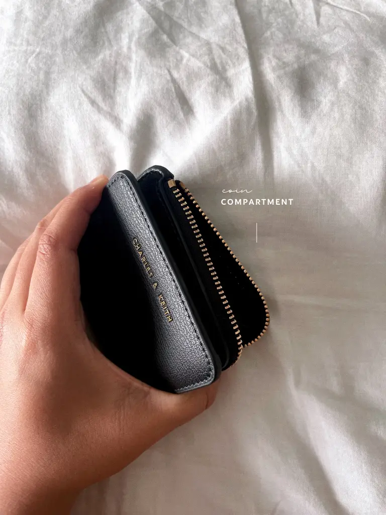 Chocolate Sonnet Snap-Button Small Wallet - CHARLES & KEITH US