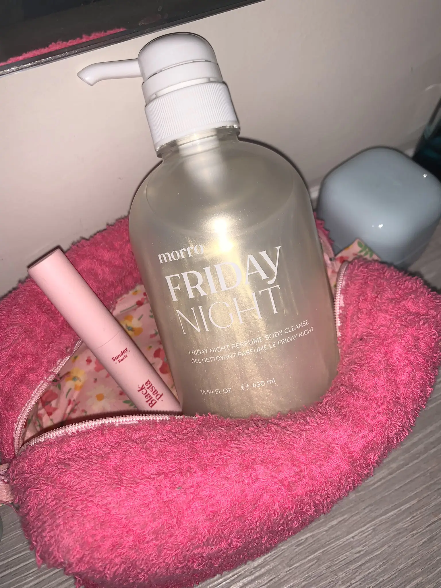 Rainbow Fragrance Shower Gel Gallery posted by morro Lemon8