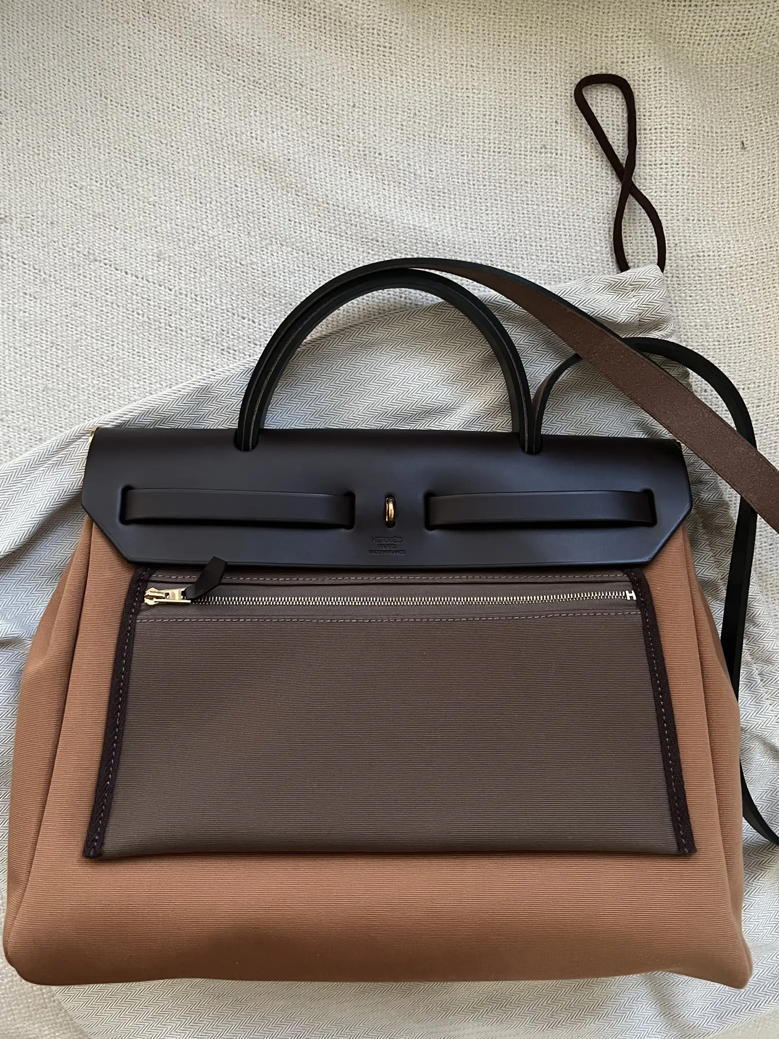 Hermes Herbag Zip 31, Open Box & Things you need to know!