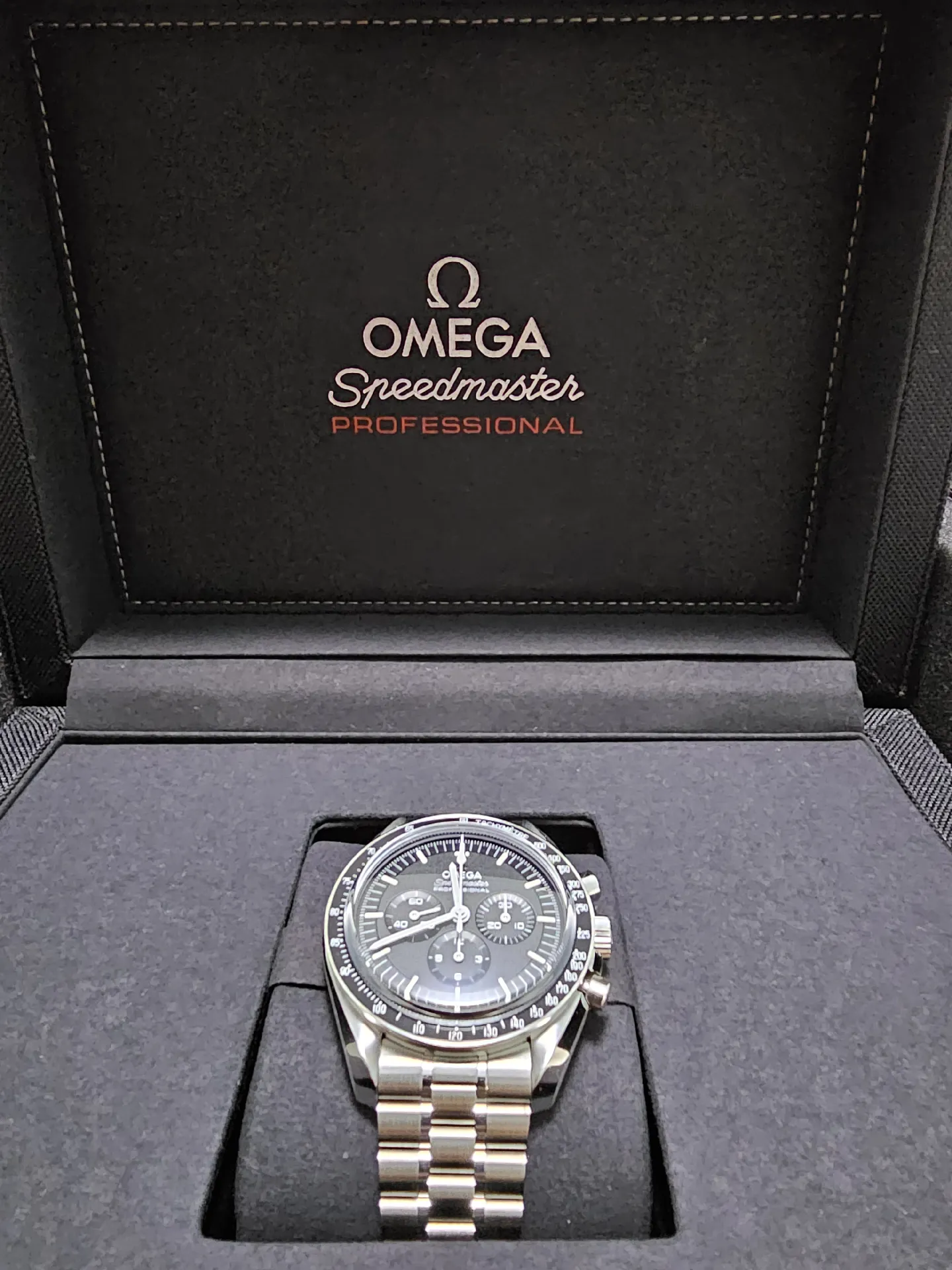 Omega speedmaster clearance unboxing