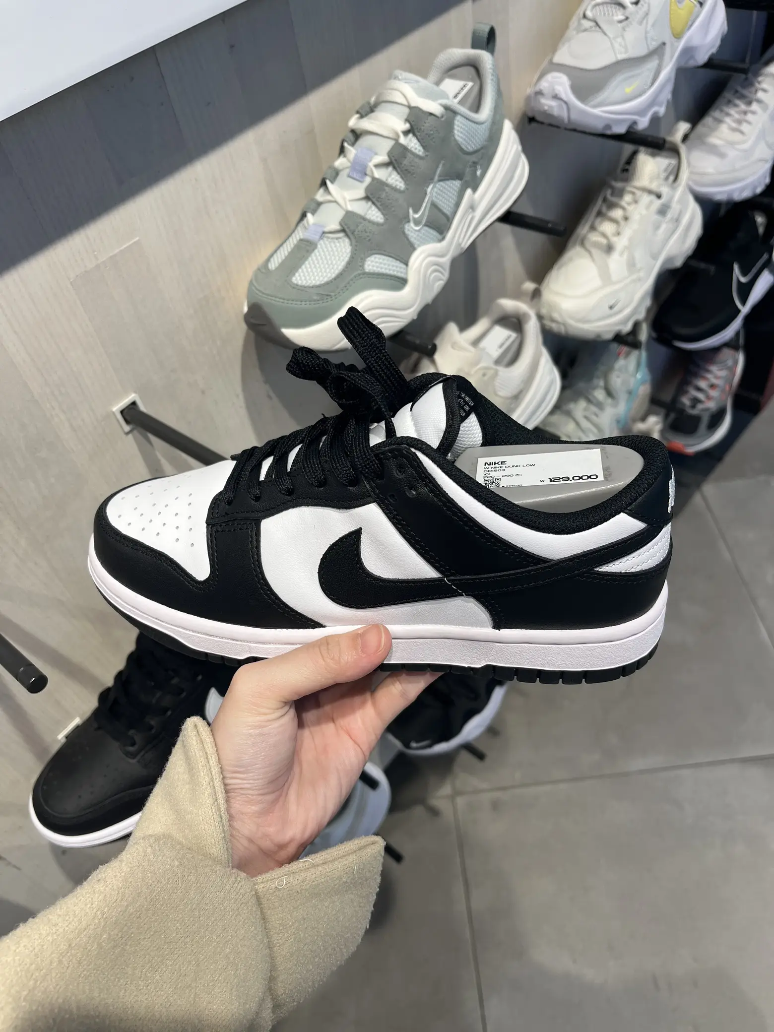 Outlet clearance nike abc