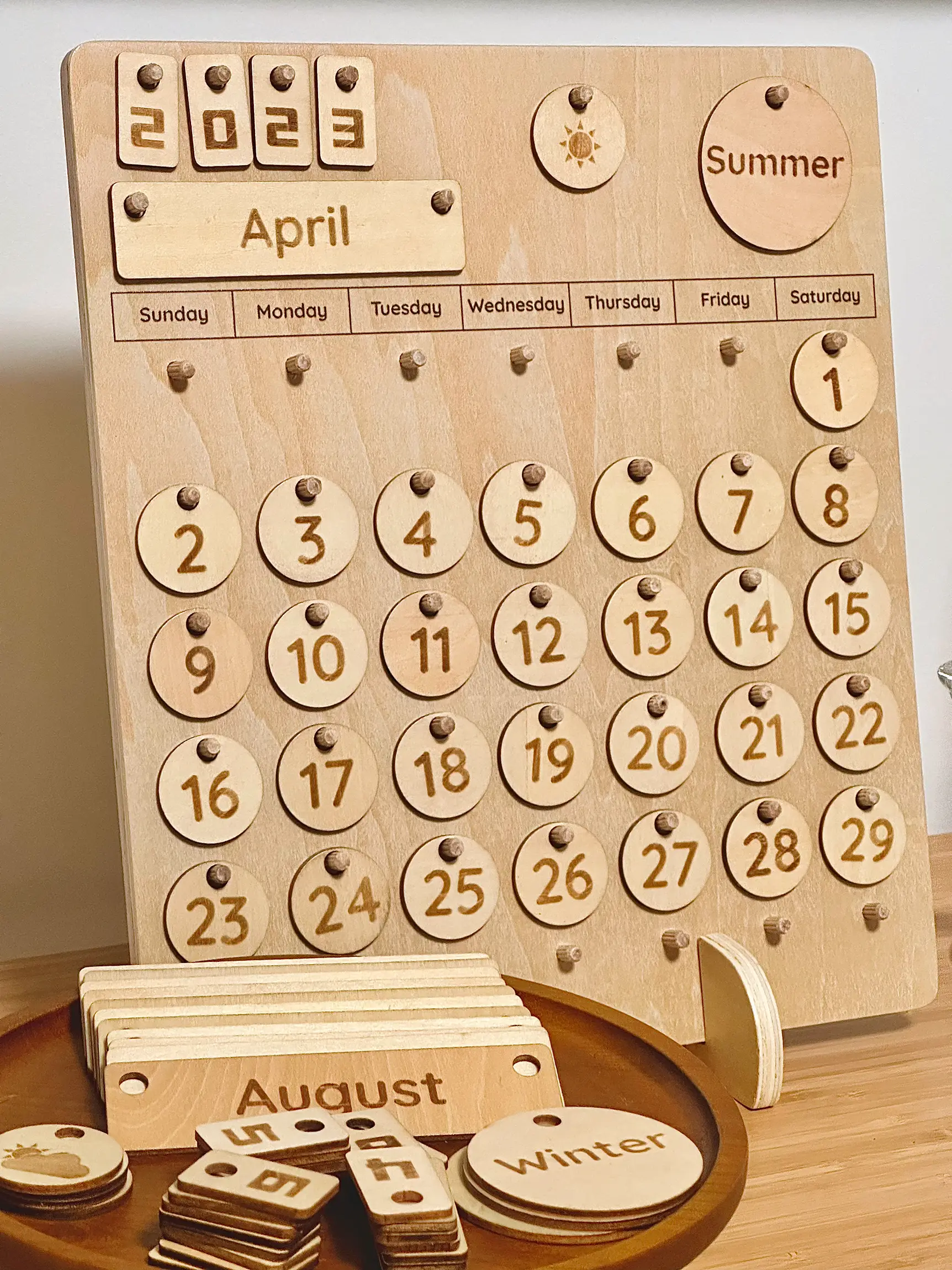 Desk Calendar # Pretty Snapped | Gallery posted by Dizzycat-home | Lemon8