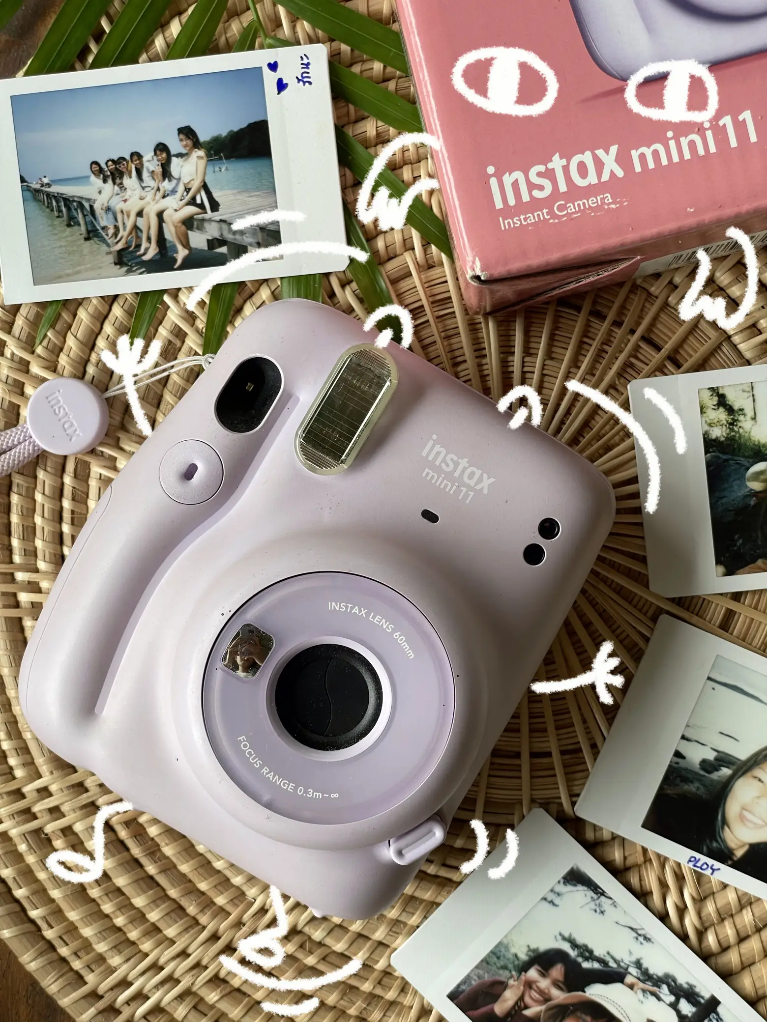 How is the Fujifilm Instax Mini 12 different from 11?, Gallery posted by  เนก๋วยจั๊บ