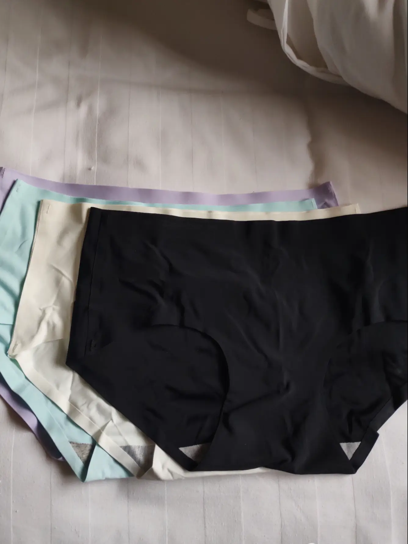 BEST* seamless undies from TAOBAO! Bye VPL~