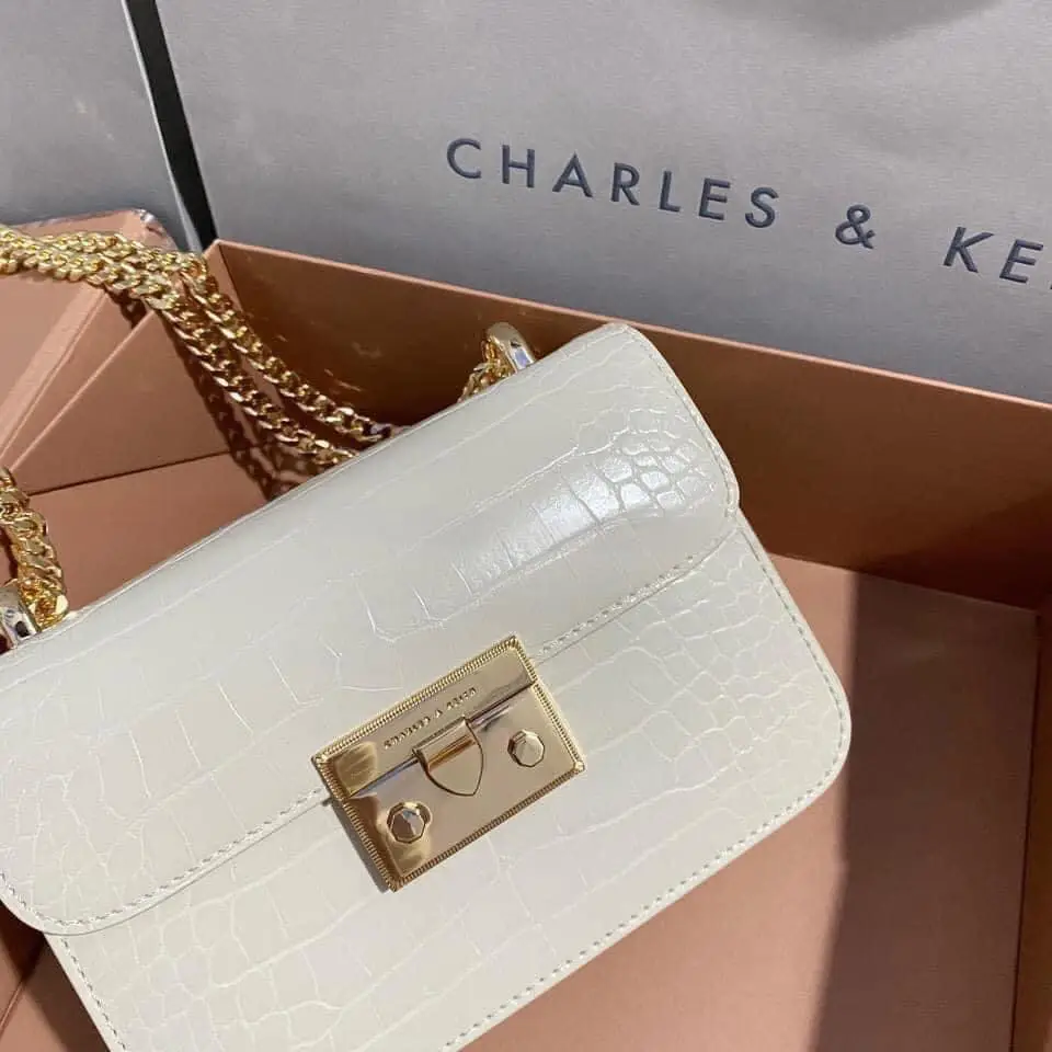 Harga beg charles and best sale keith malaysia