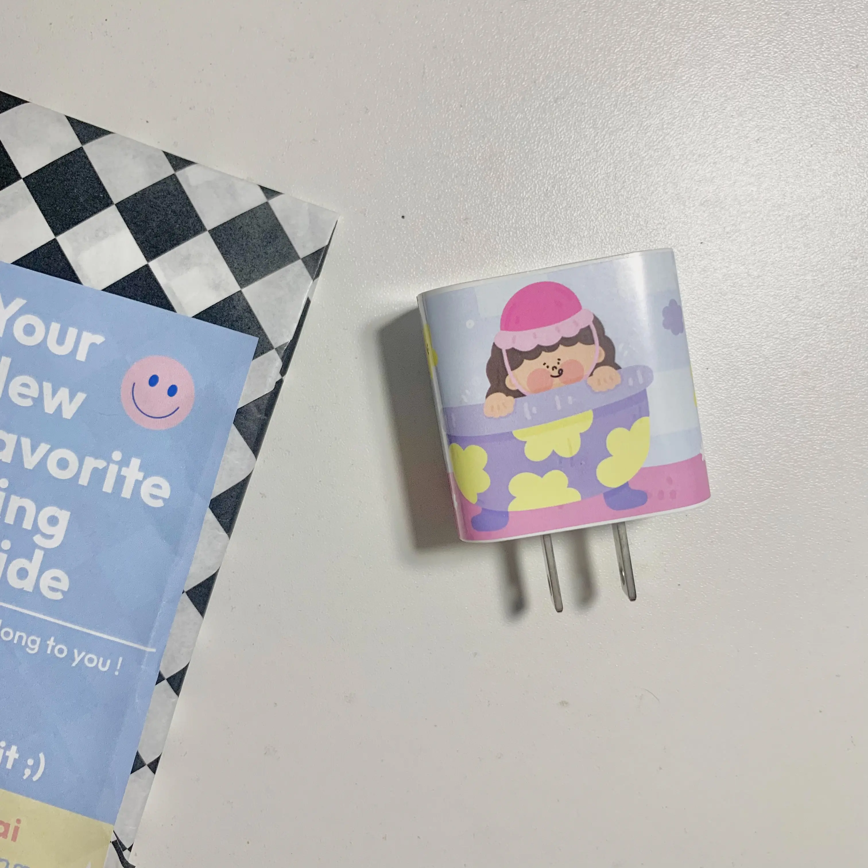 ADAPTER STICKER | หัวชาร์จต้องแตกต่าง🌟 | แกลเลอรีที่โพสต์โดย Nutcha B ...