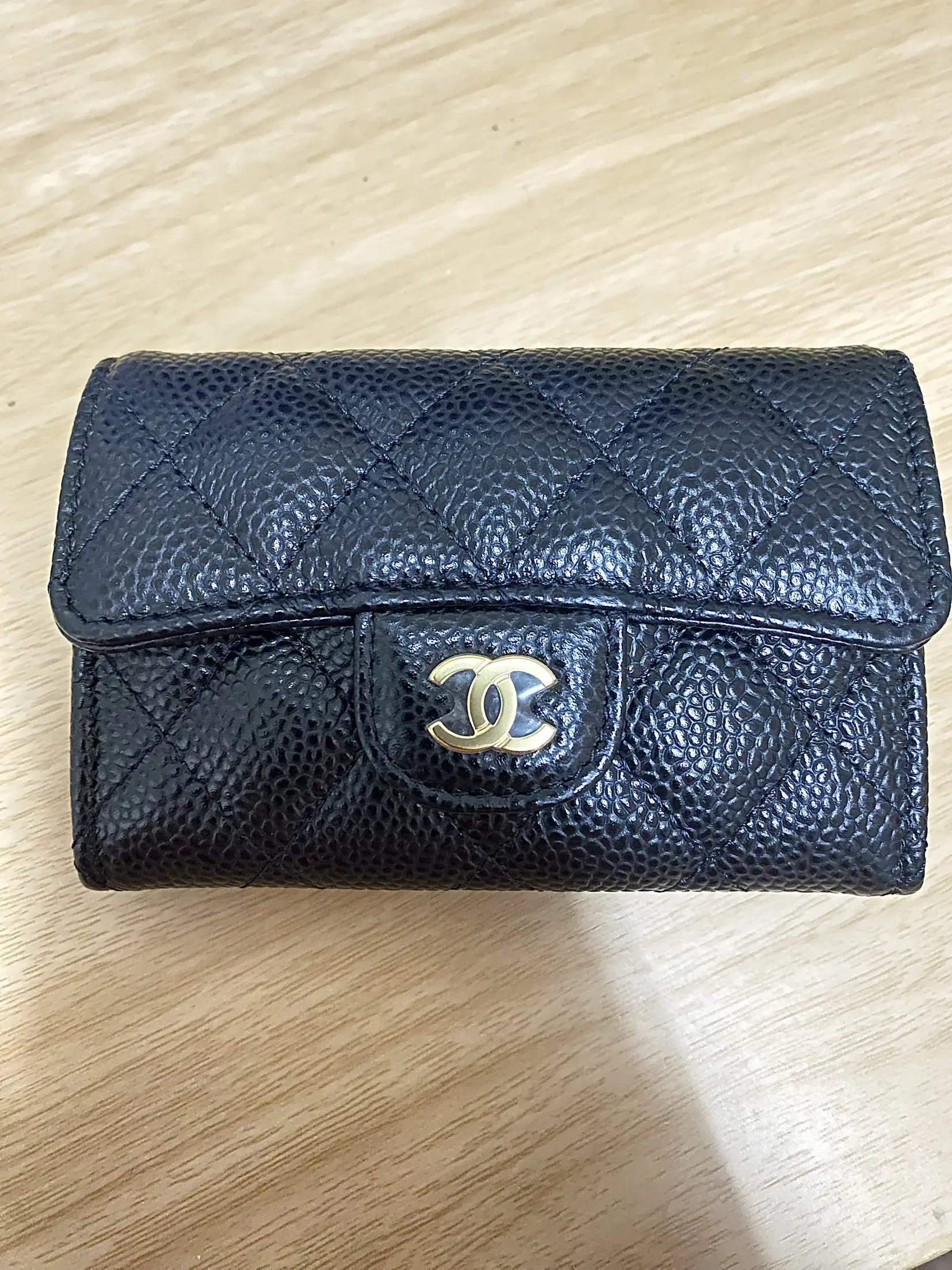 Chanel card holder. The bag is awesome. ✨, Gallery posted by Peanut