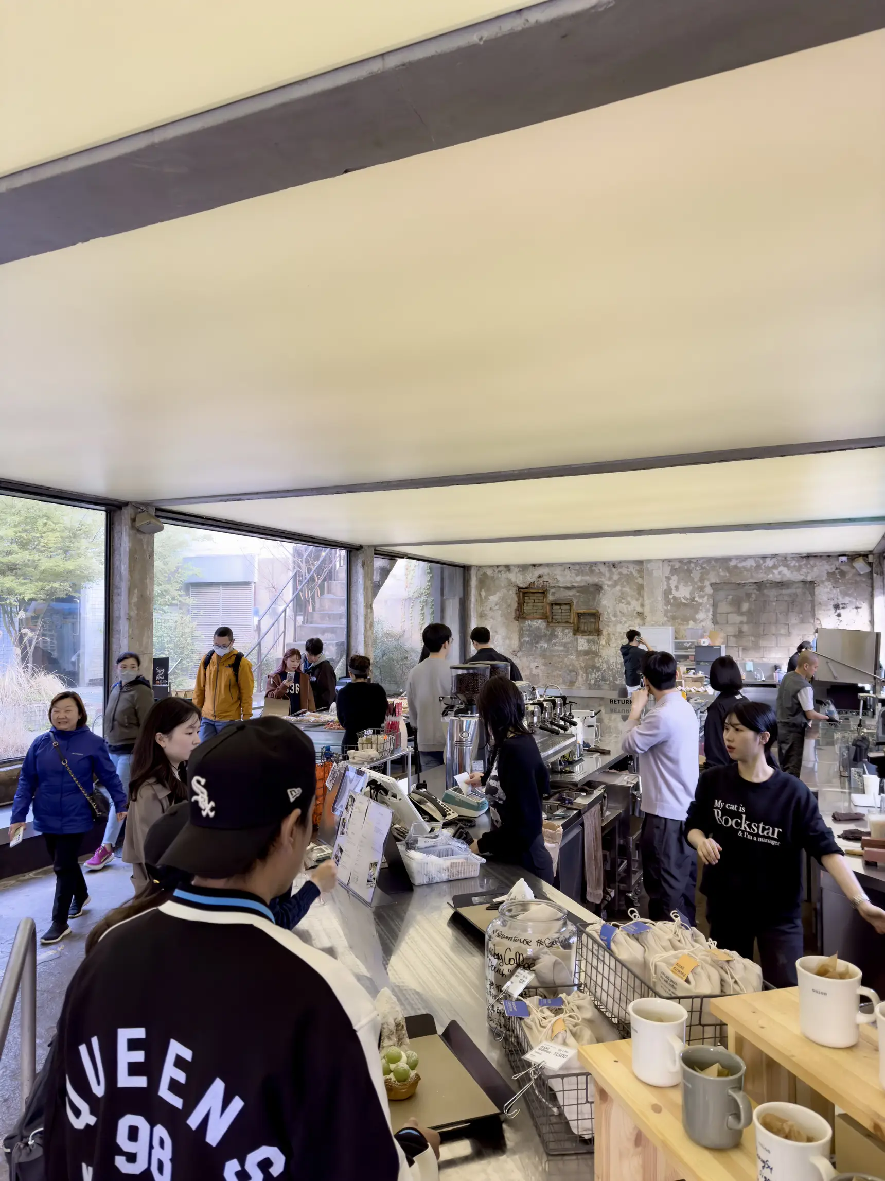 🇰🇷 📌 รีวิวคาเฟ่ตัวตึง Cafe Onion (어니언) แกลเลอรีที่โพสต์โดย Tontaeyy_ Lemon8