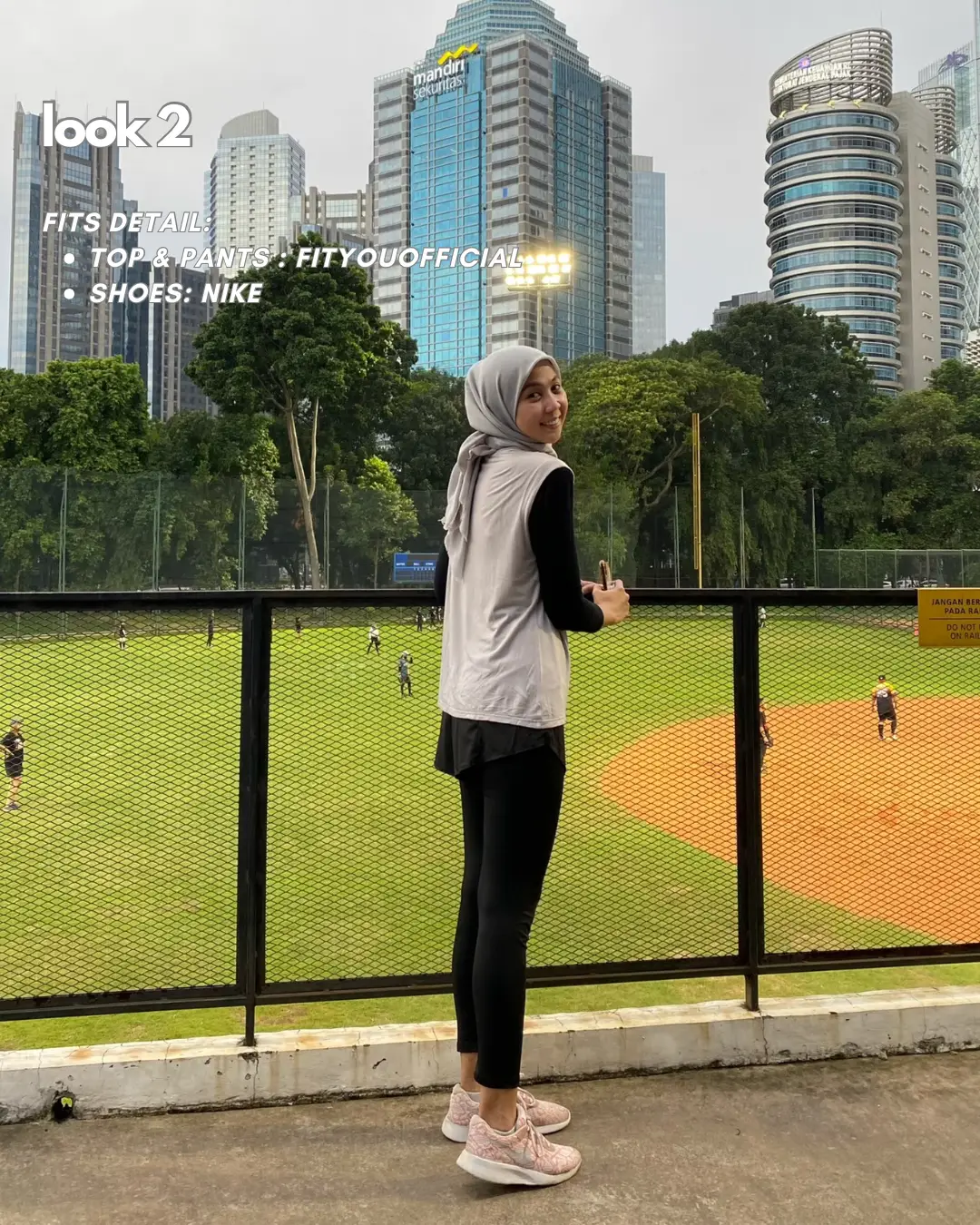 Rekomendasi Baju Olahraga Nyaman & Hijab Friendly!