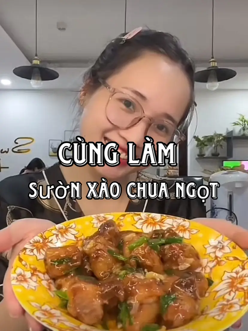 Sườn xào chua ngọt