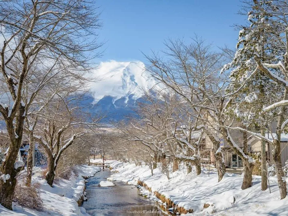 Winter In Oshino Hakkai Clear Water Village In Winter | Gallery posted ...