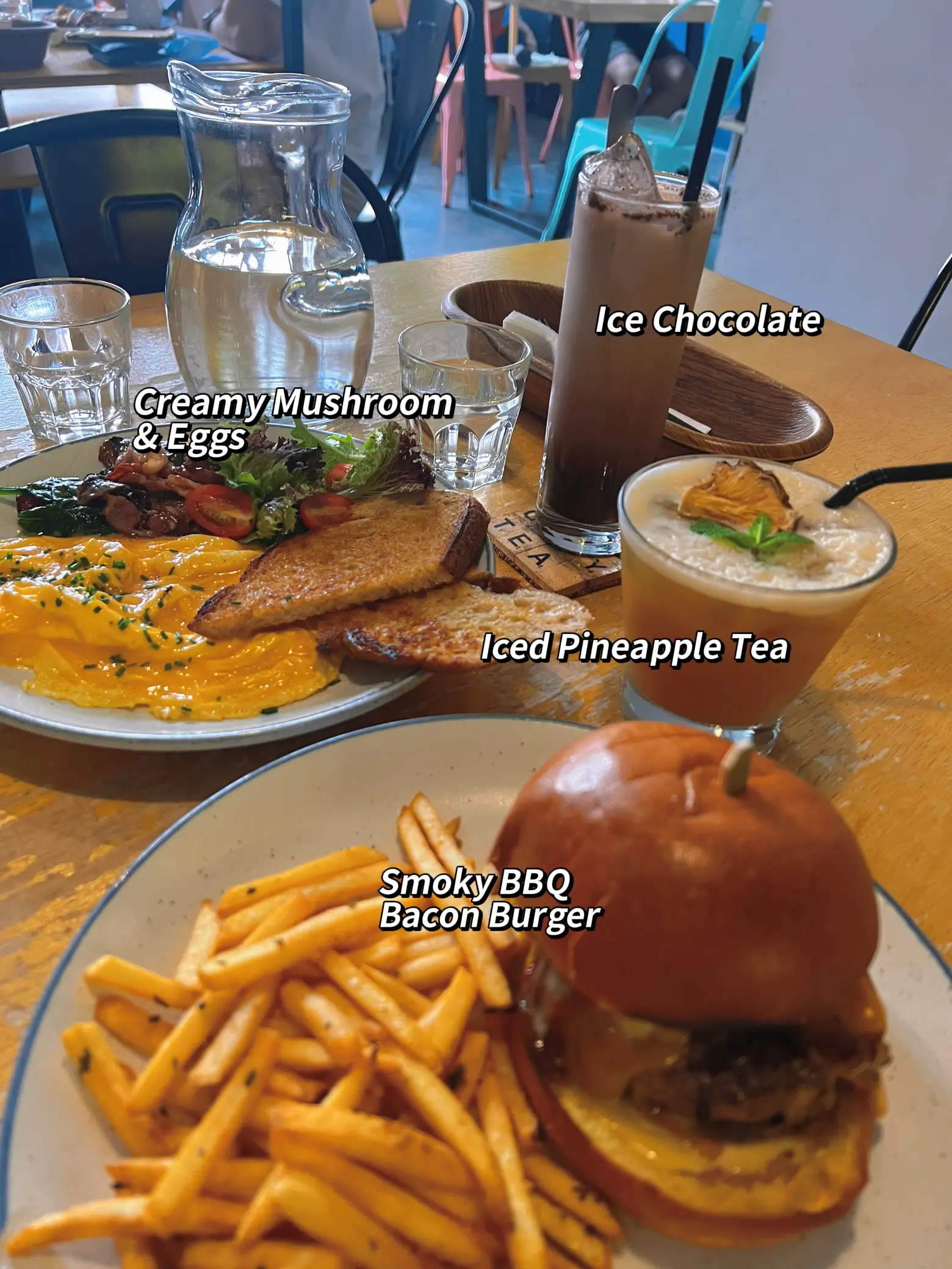 Board games cafe — endless fun + good food 🥰's images(2)