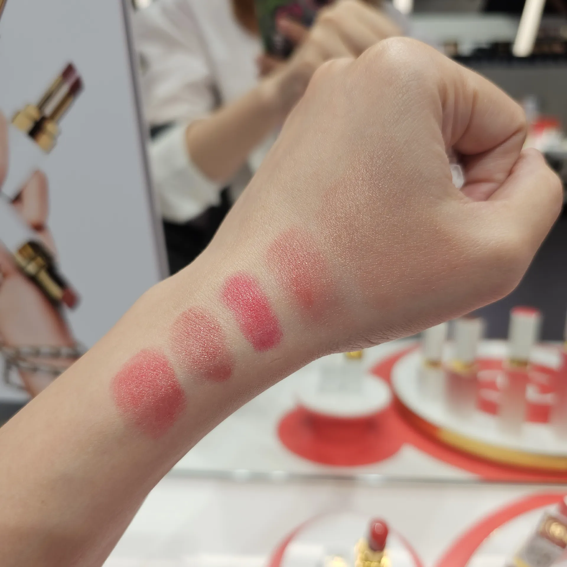 Chanel Les Beiges Healthy Glow Lip Balm - Deep