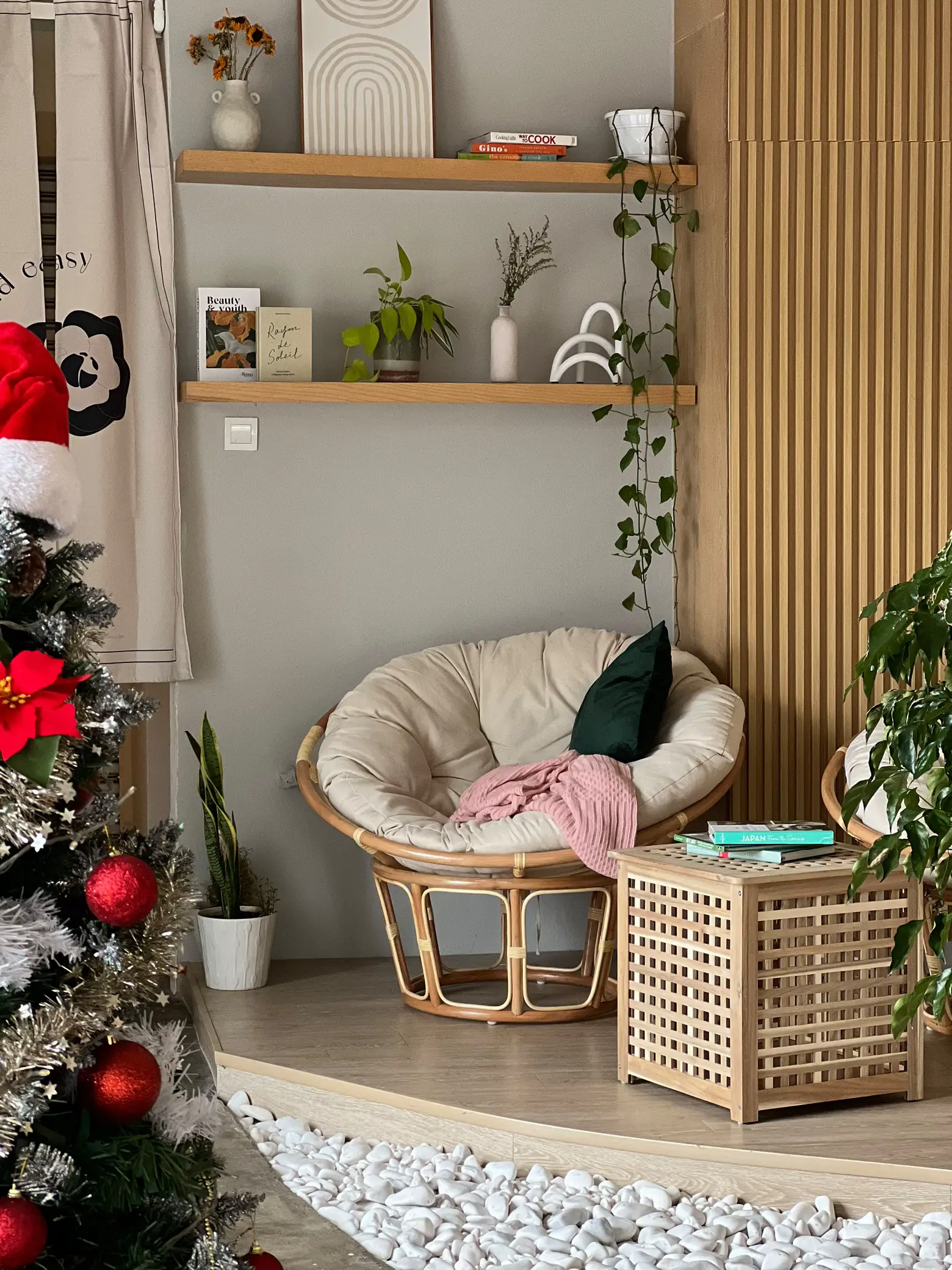 Cafe Hopping Basil’s Food Foundry (BFF Cafe) Galeri disiarkan oleh