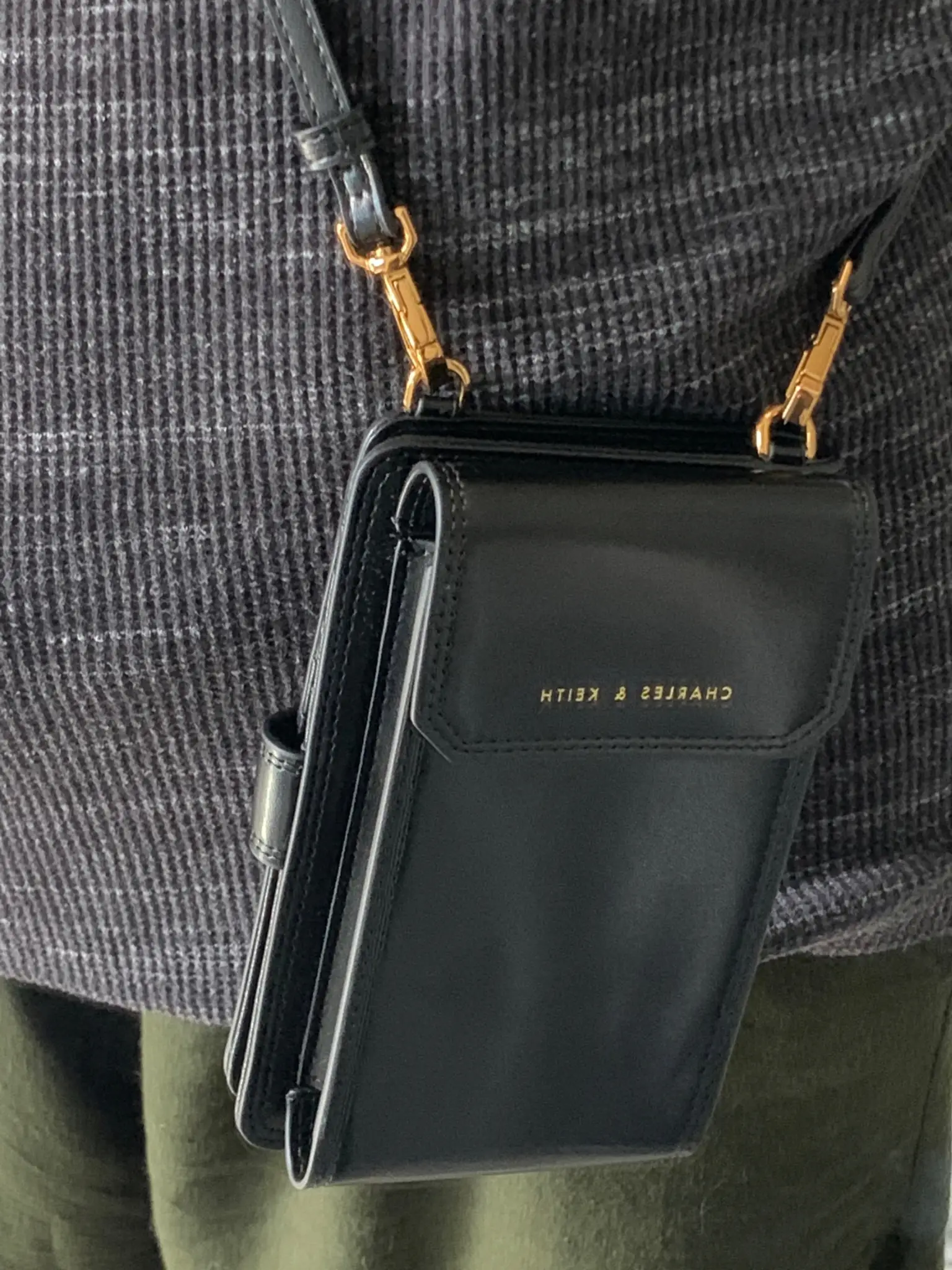 Charles and keith wallet sling bag online