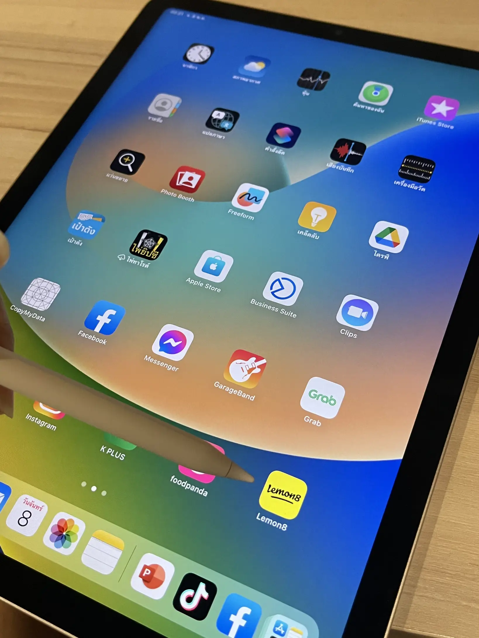 UNBOXING ipad air 5 ราคาดีมั้ย ? ซื้อแล้วคุ้มมั้ย ? แกลเลอรีที่โพสต์