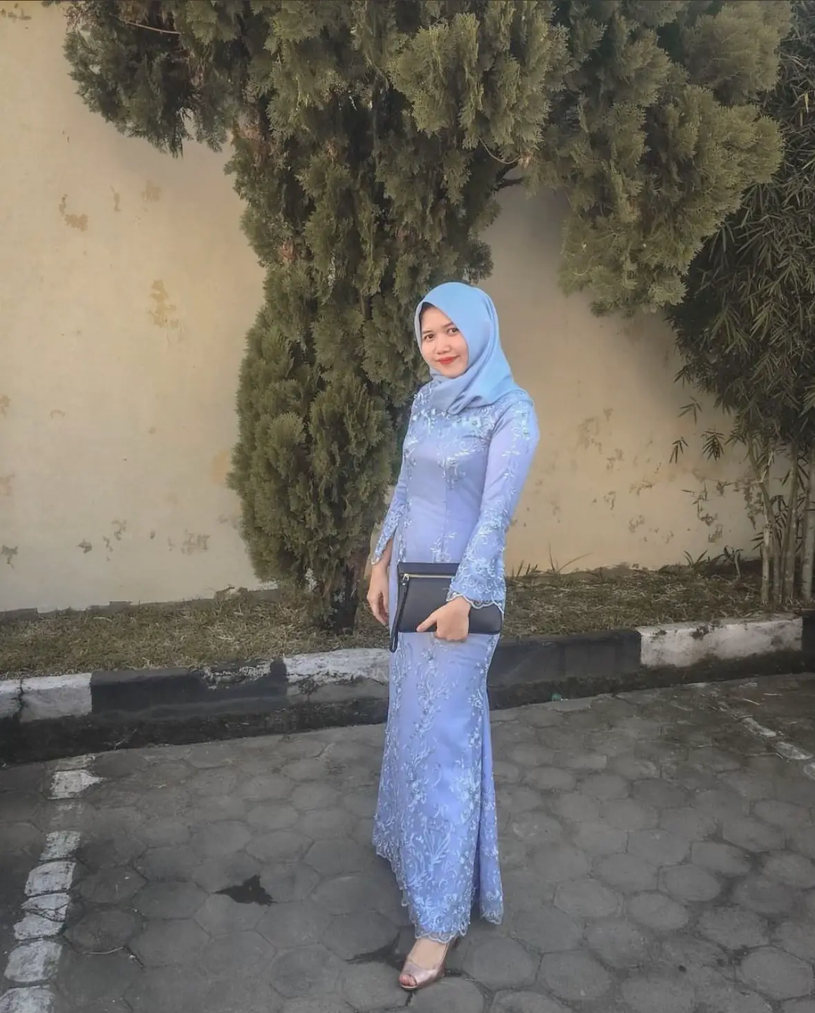 Baby blue outlet kebaya