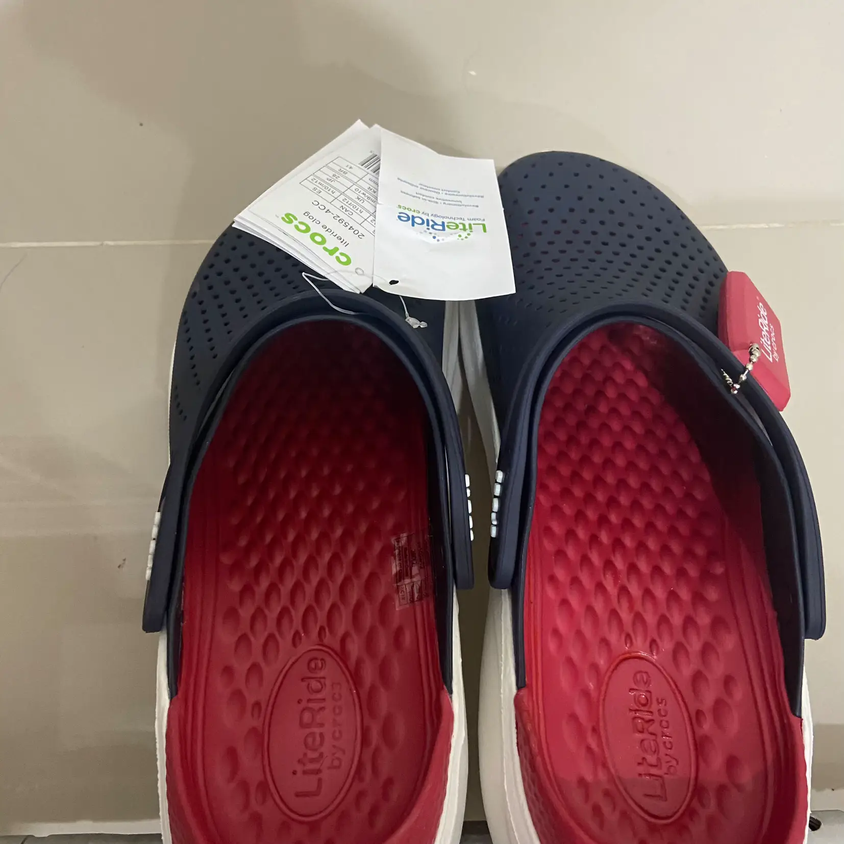 Crocs w1 deals