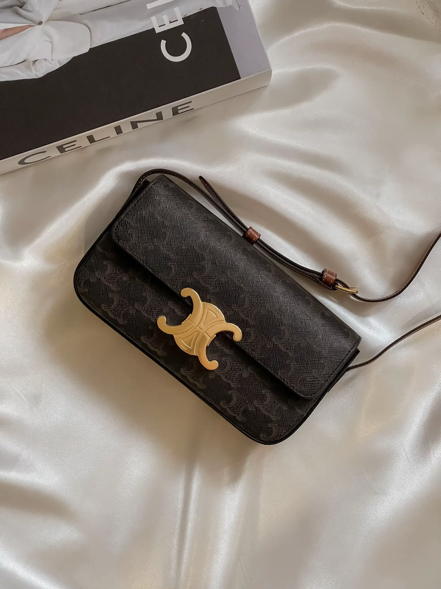 Celine Triomphe Shoulder Bag Honest Review — Andrea Valentina