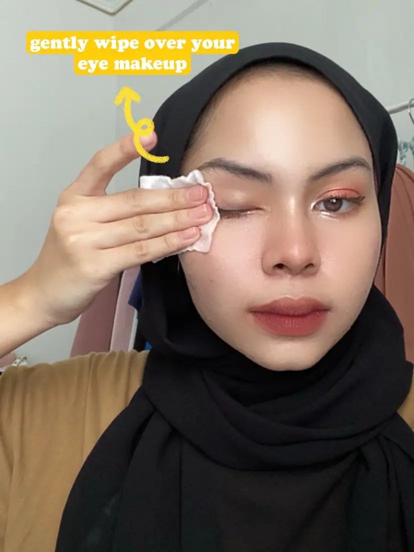 Eye Makeup Using Micellar Water
