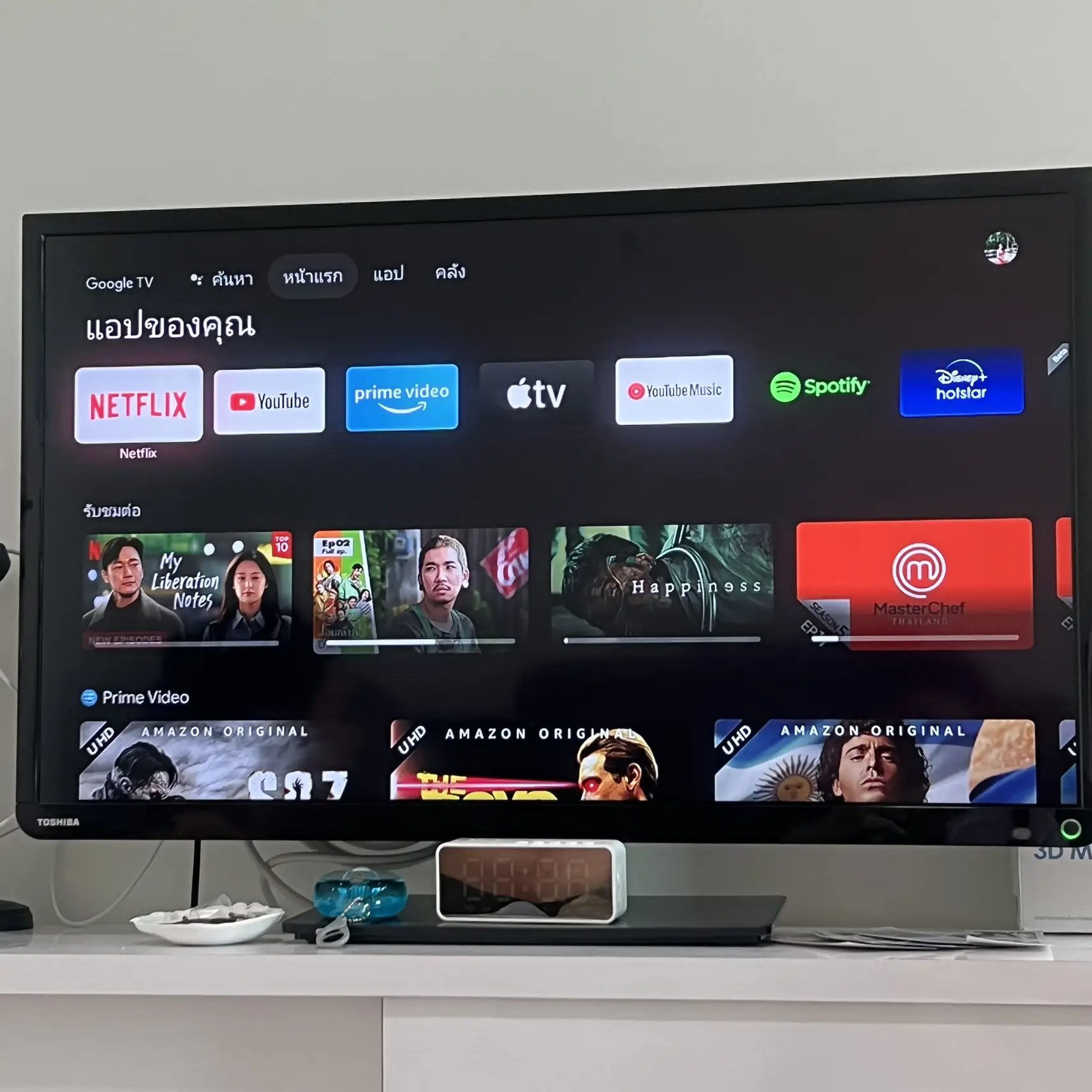 How to use hot sale netflix on normal tv