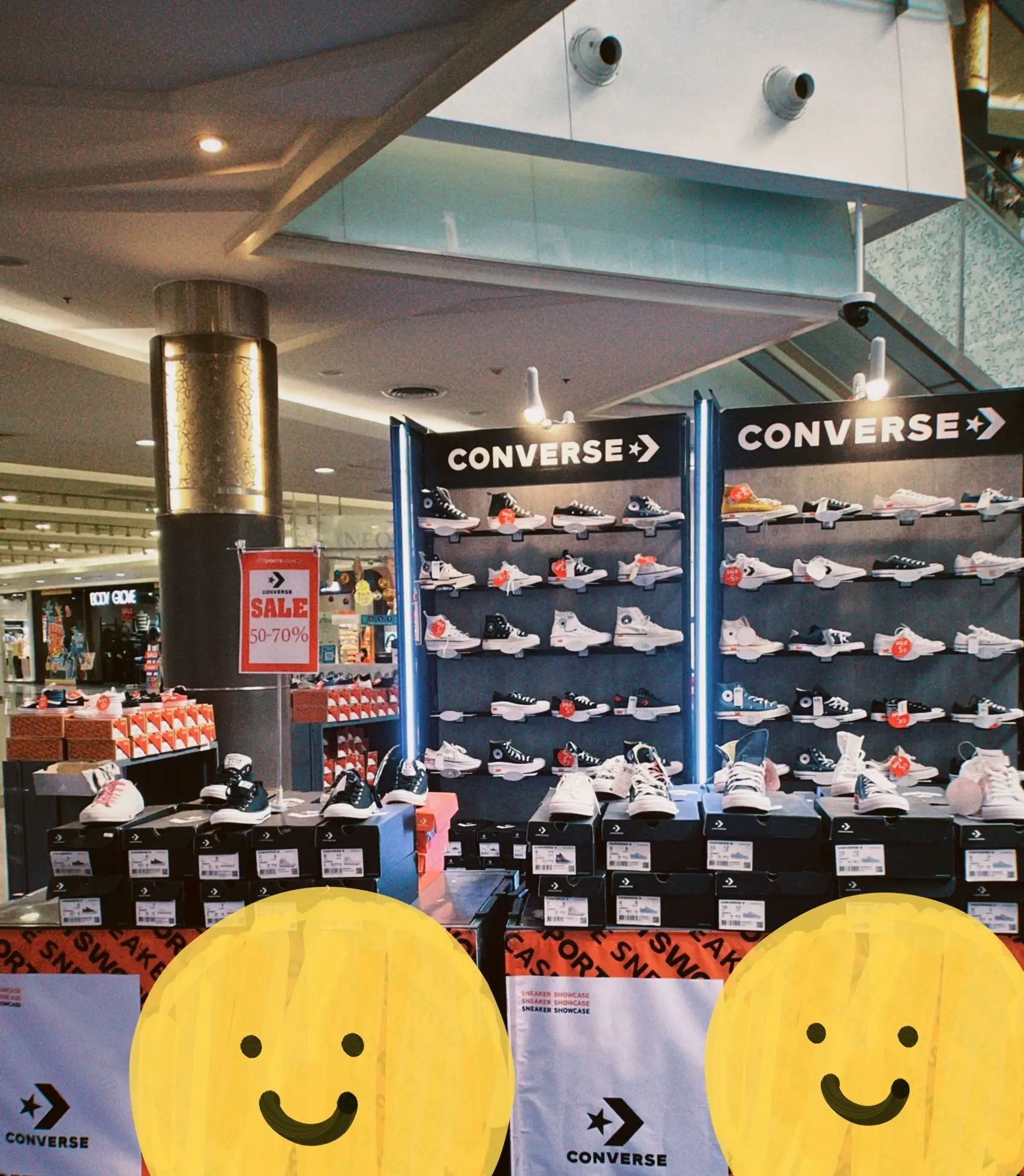 Converse best sale mitsui klia