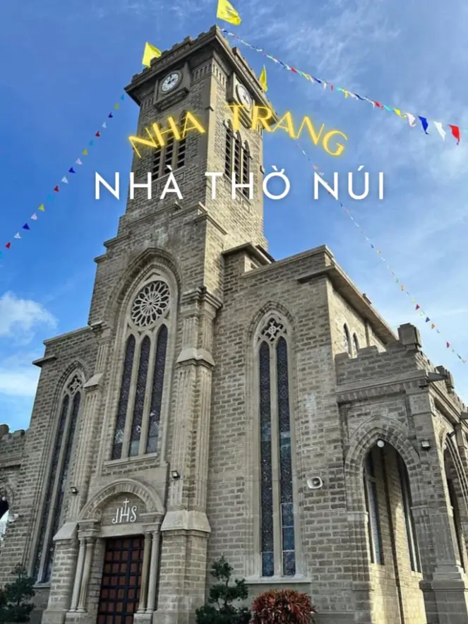 Nhà thờ Núi Nha Trang: Giờ lễ, Địa điểm & Thông tin liên hệ