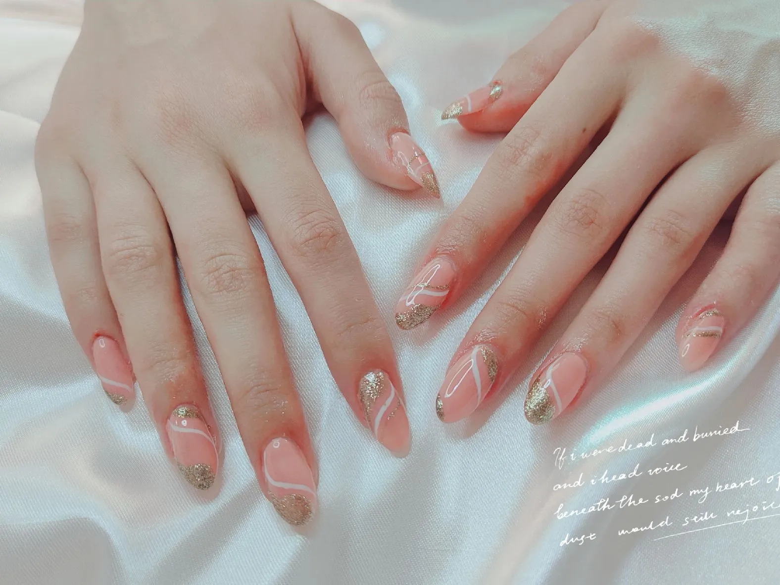 ITS'DEMO モテアップネイル ディズニー ジェルネイル。ほつれたひも