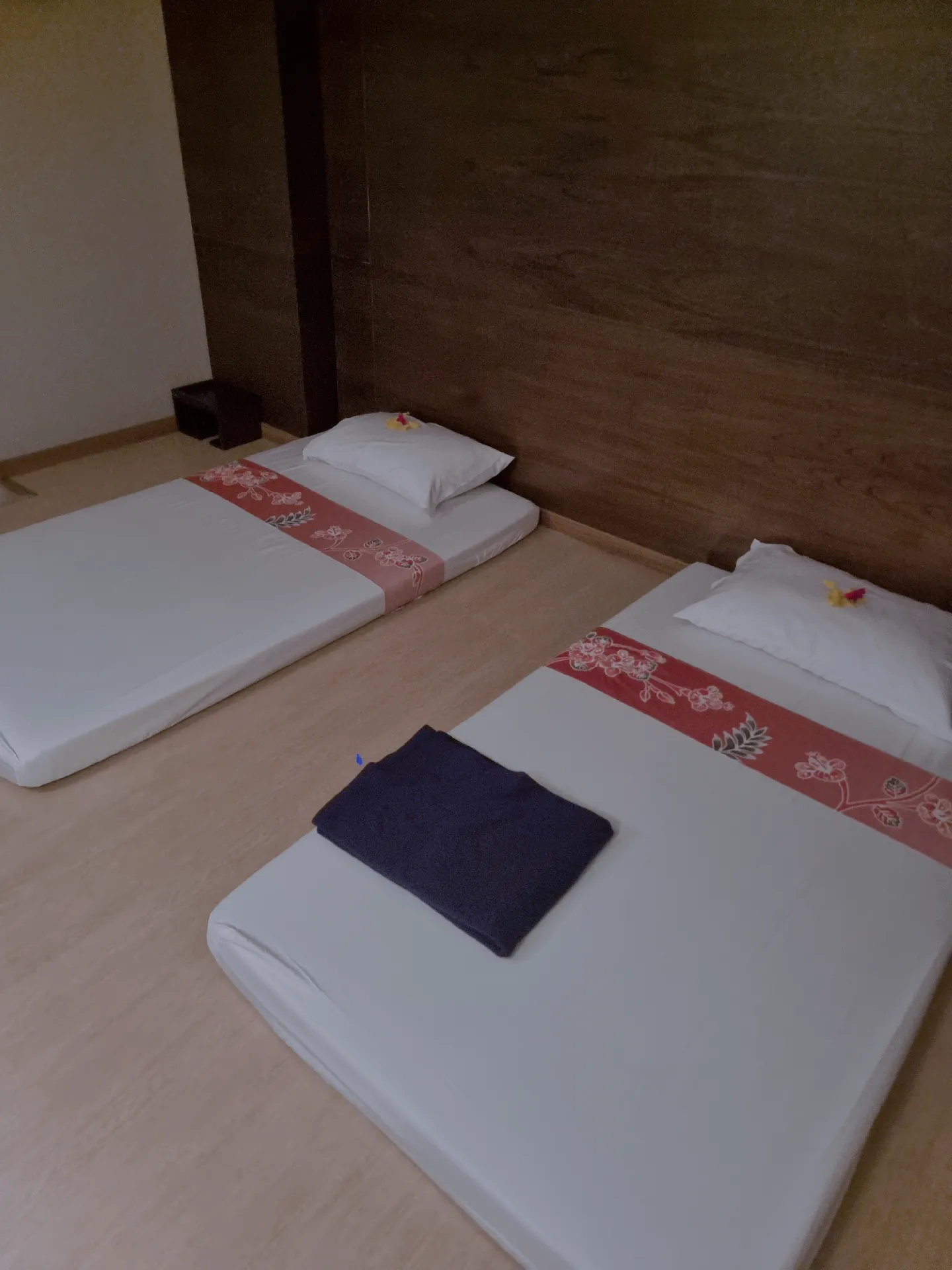 Massage in Bangkok Healthland Gallery posted by Rina Lemon8