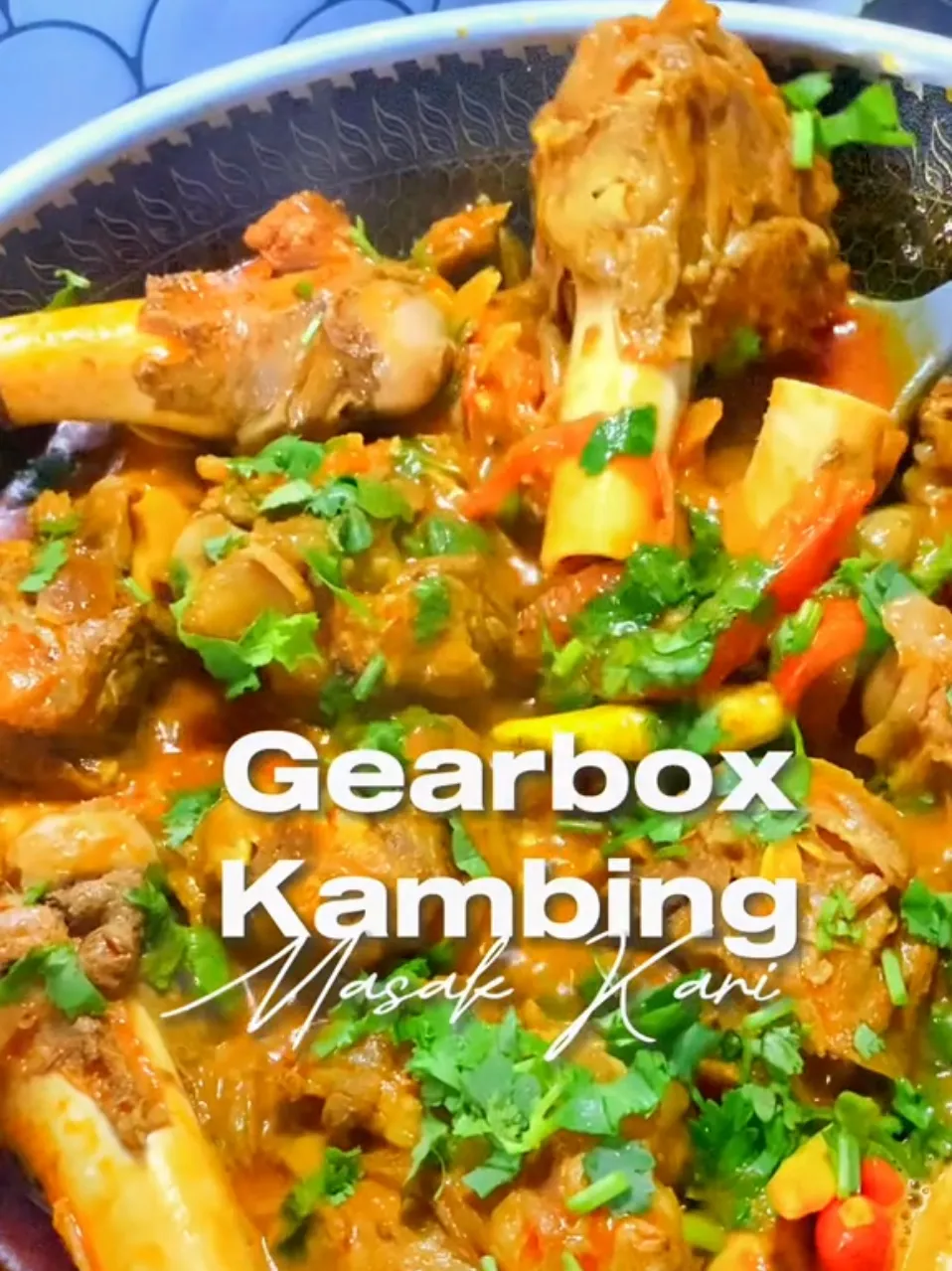 Gearbox kambing masak kari วิดีโอที่เผยแพร่โดย Puan Siti Lemon8