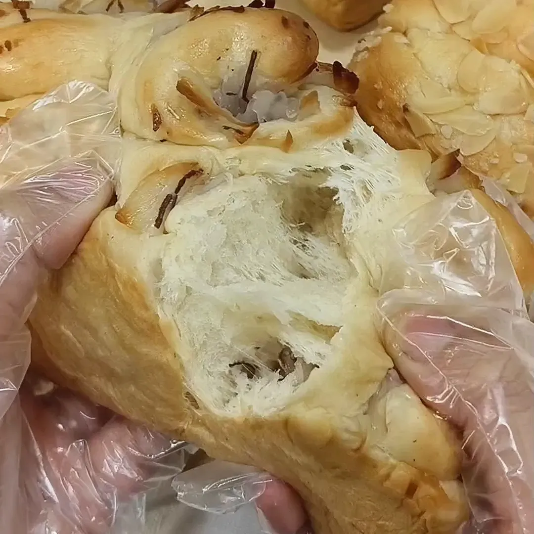 ขนมปังนุ่มๆ แกลเลอรีที่โพสต์โดย Olive bakery Lemon8