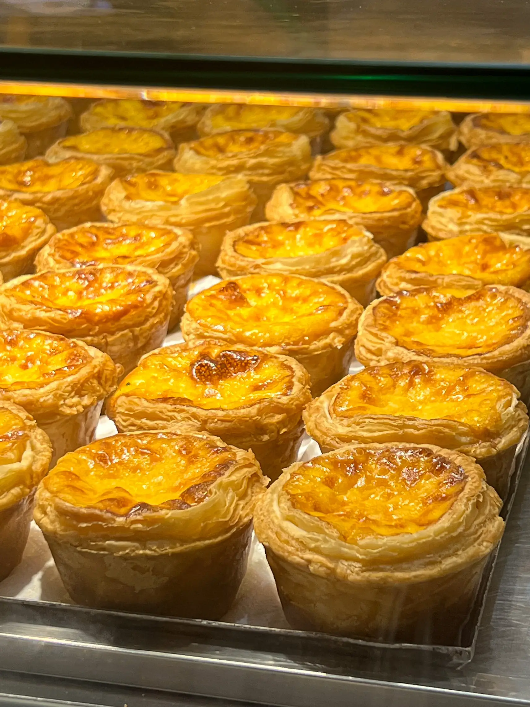 THE BEST AND THICCEST EGG TARTS IN JB? 🤔🍳👀 Gallery posted by shan🍟