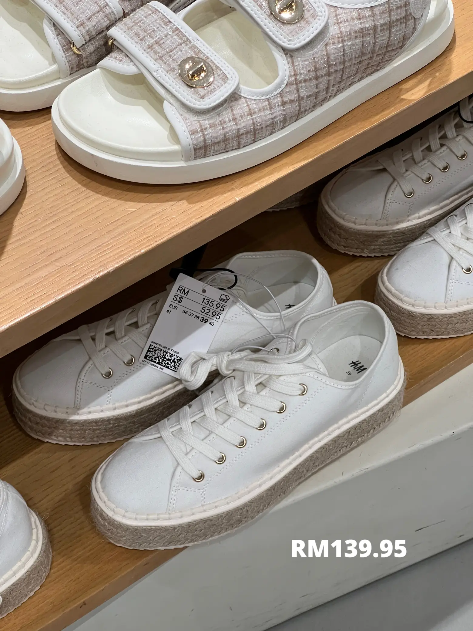 Sepatu on sale sneakers h&m