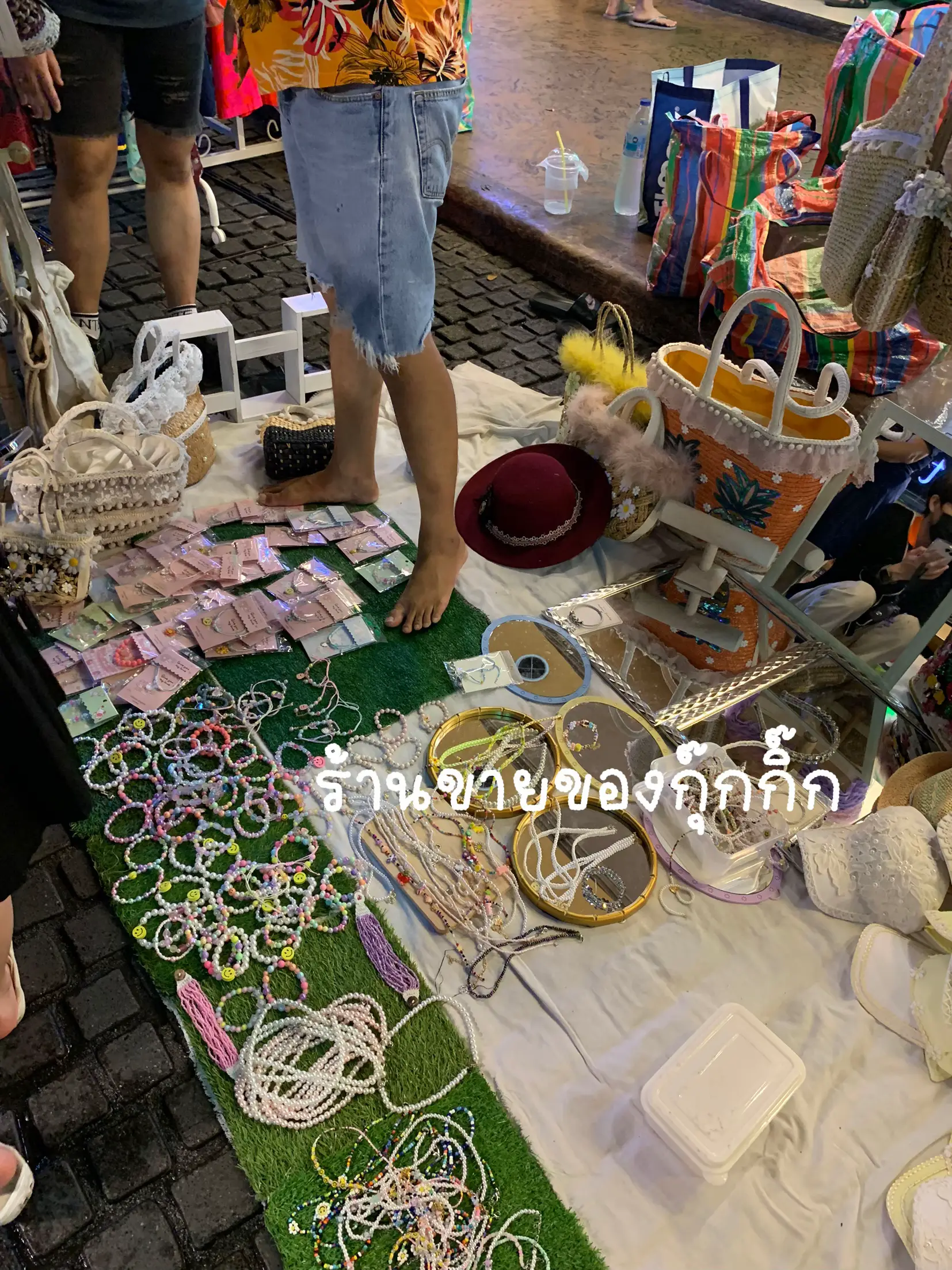 พาไปลุยลานเบียร์เมเจอร์ จะมีอะไรน่าซื้อน่ากินบ้างนะะะ? | แกลเลอรีที่ ...