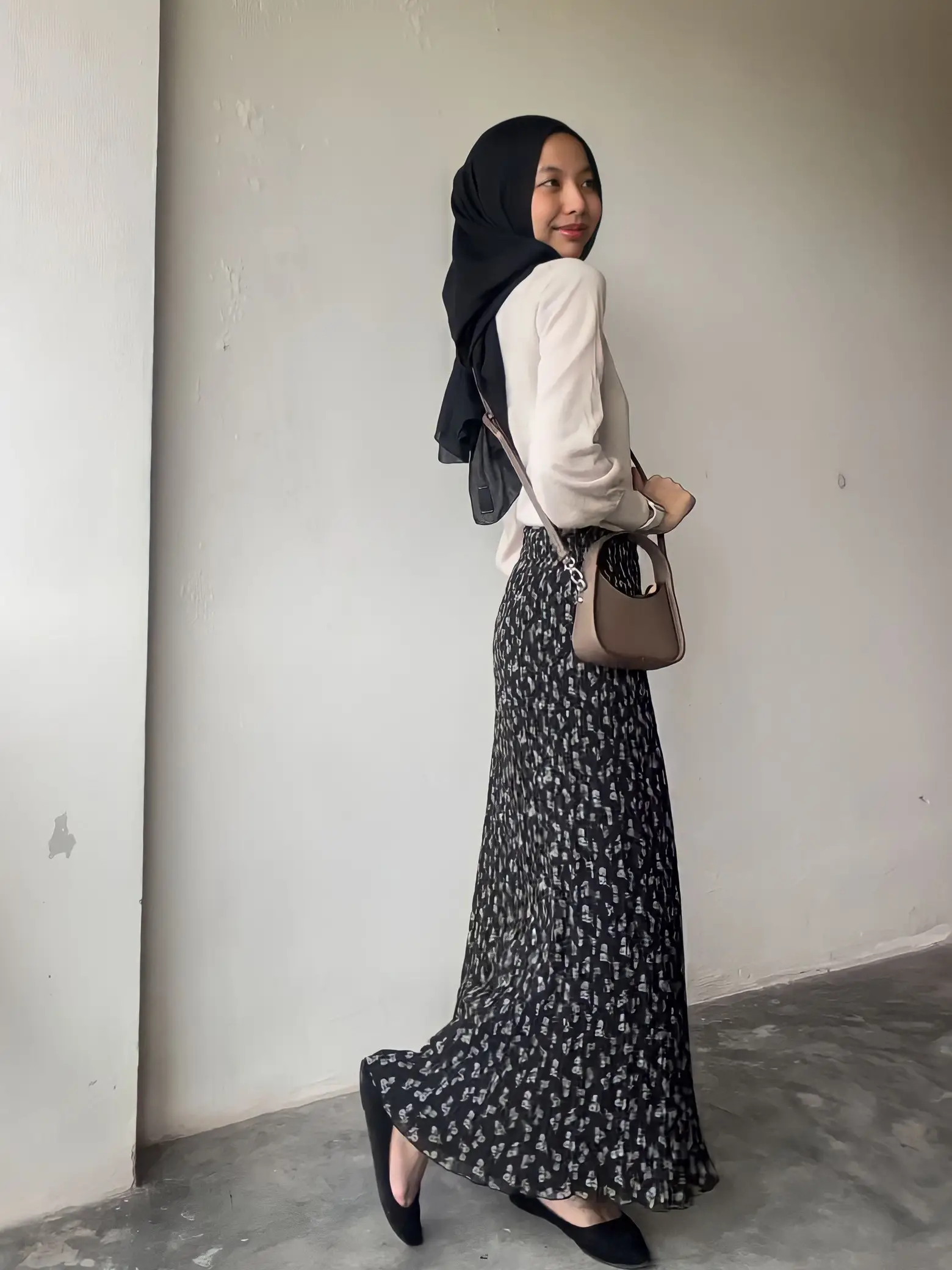 Hijab clearance girl outfit