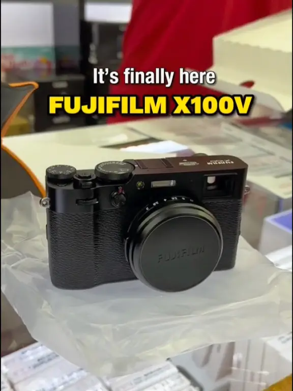 Fujifilm X100V review: The most capable prime-lens compact camera