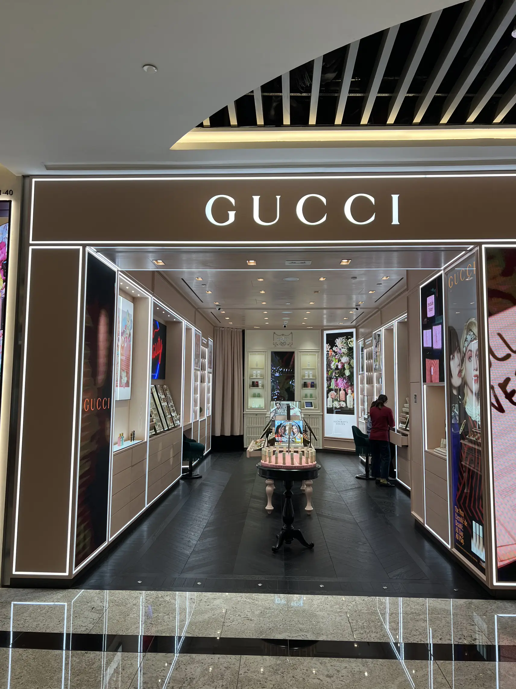 PSA free GUCCI foundation at City Hall 😜   Gallery posted by ...