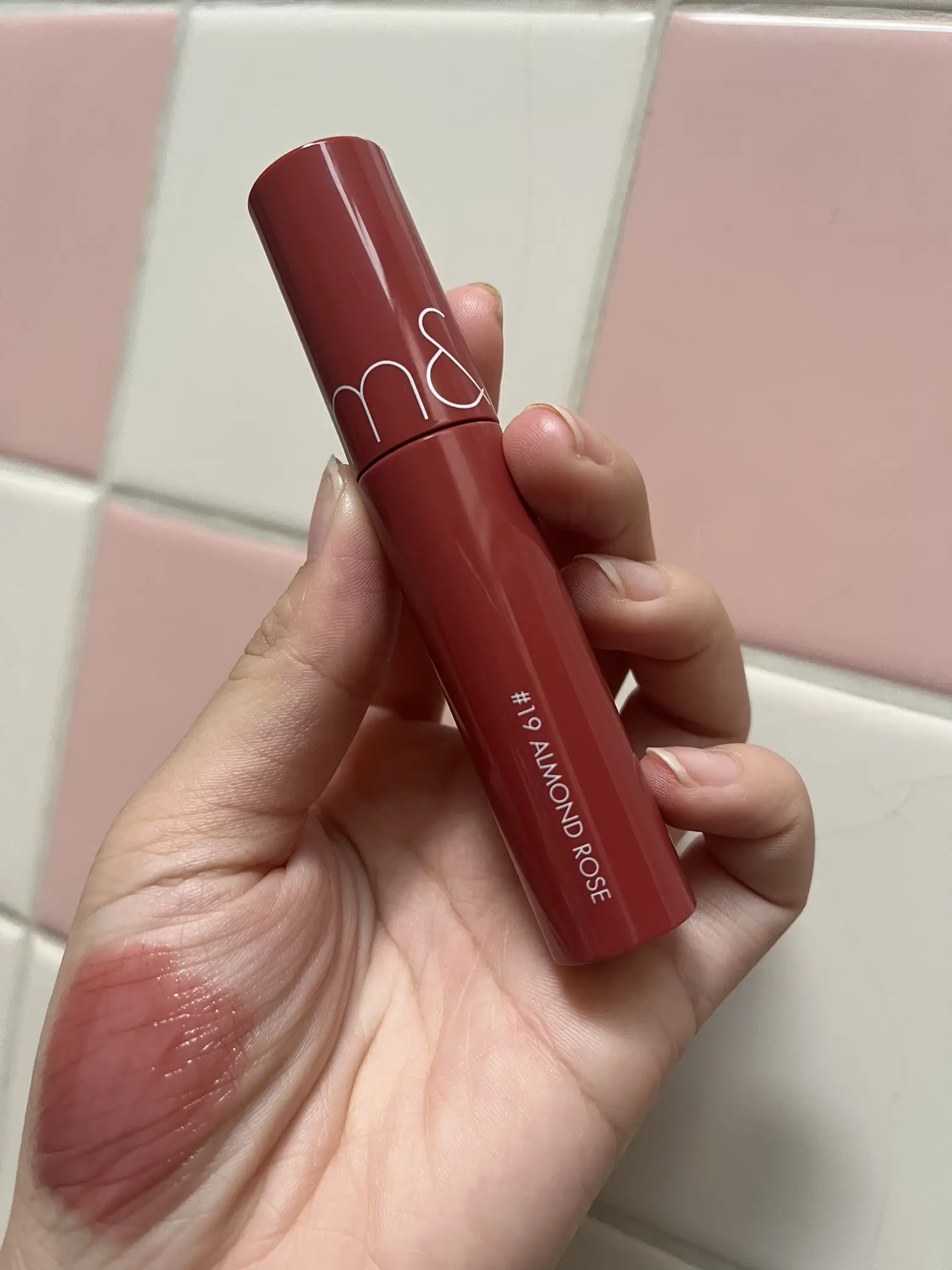Rom&nd Juicy lasting Tint #19, Gallery posted by Nicha