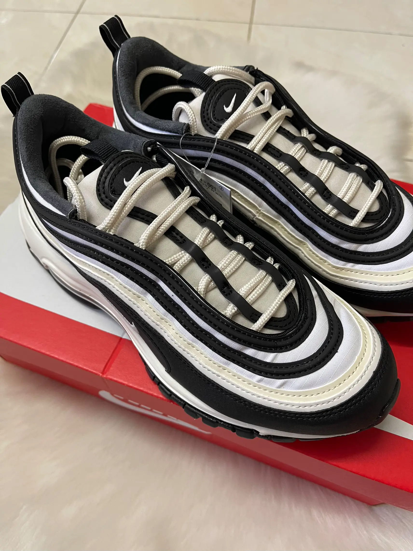 Nike Airmax 97 Gallery posted by Chalomchompoo Lemon8