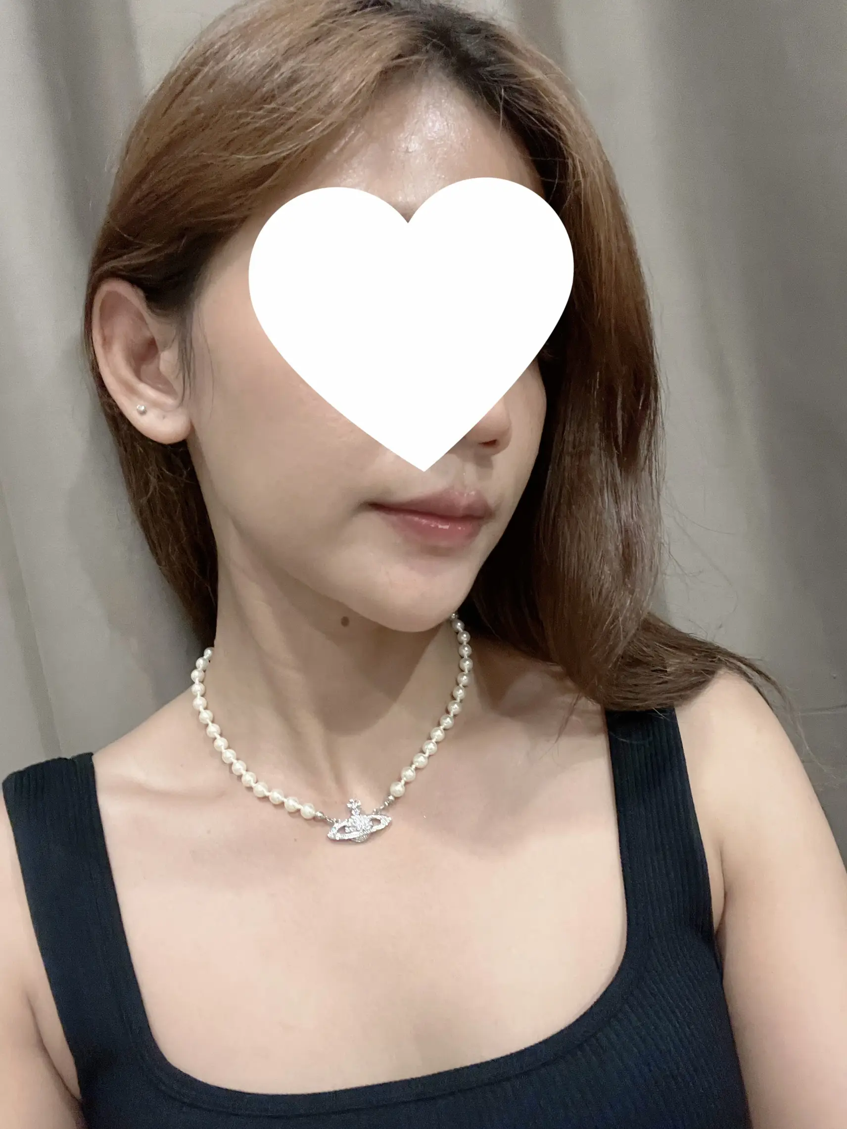Vivienne Westwood  Pearl necklace outfit, Necklace outfit, Cute