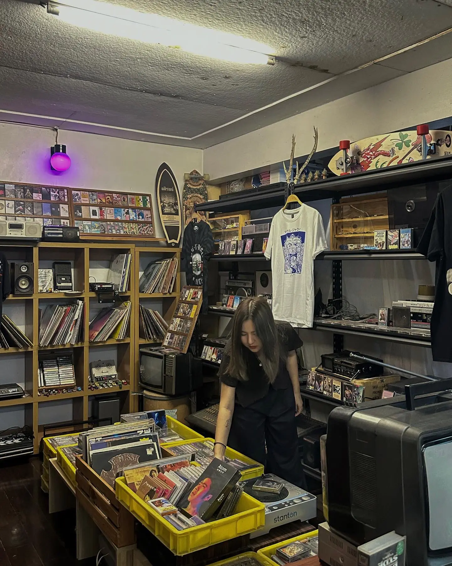 Cassette shop pradipat19 🎧👀🎞️🎱 แกลเลอรีที่โพสต์โดย Maytiyaa🧴🧼 Lemon8