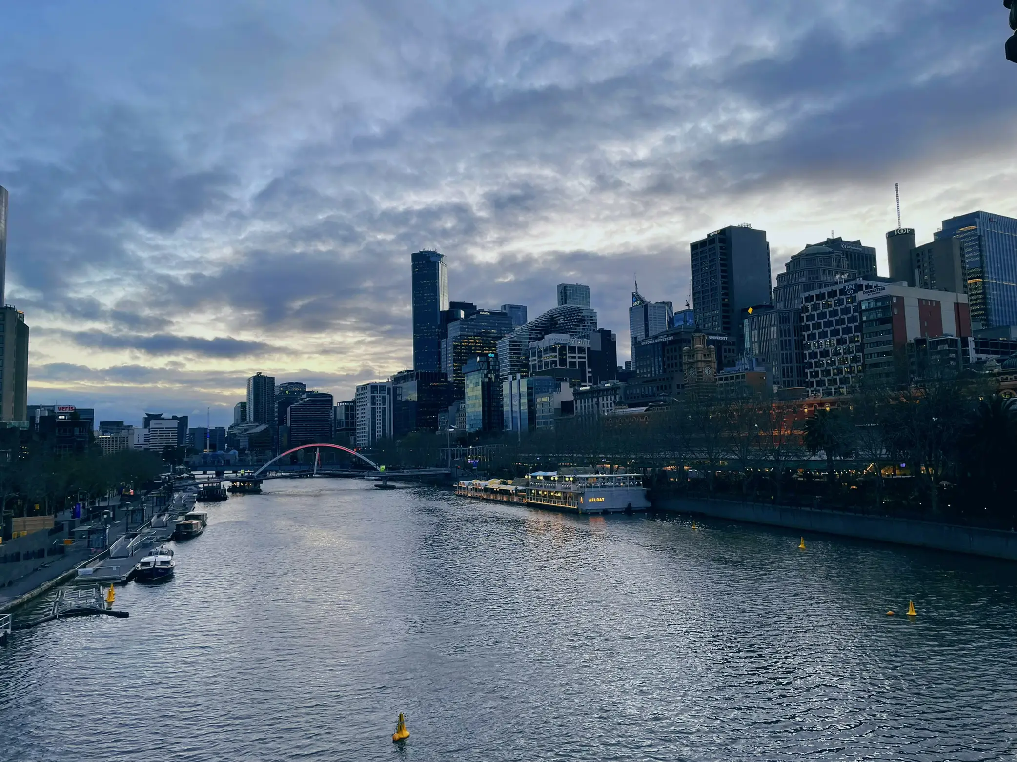Melbourne @ 6pm, Gallery posted by Dominic夢凡心